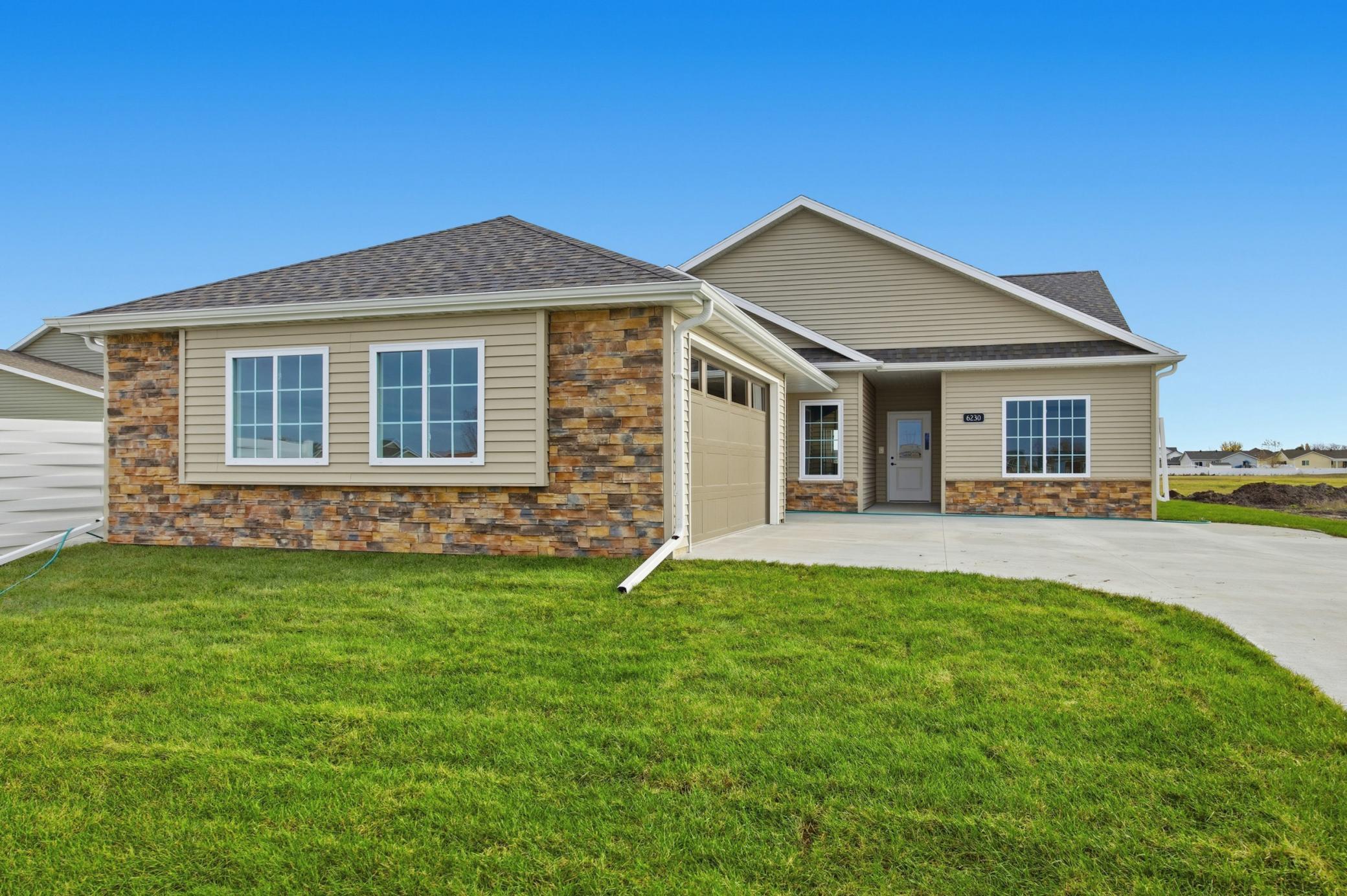 Homes for sale in Fargo, ND | 6230 21St St S, Fargo, ND 58104 | MLS# 6757167