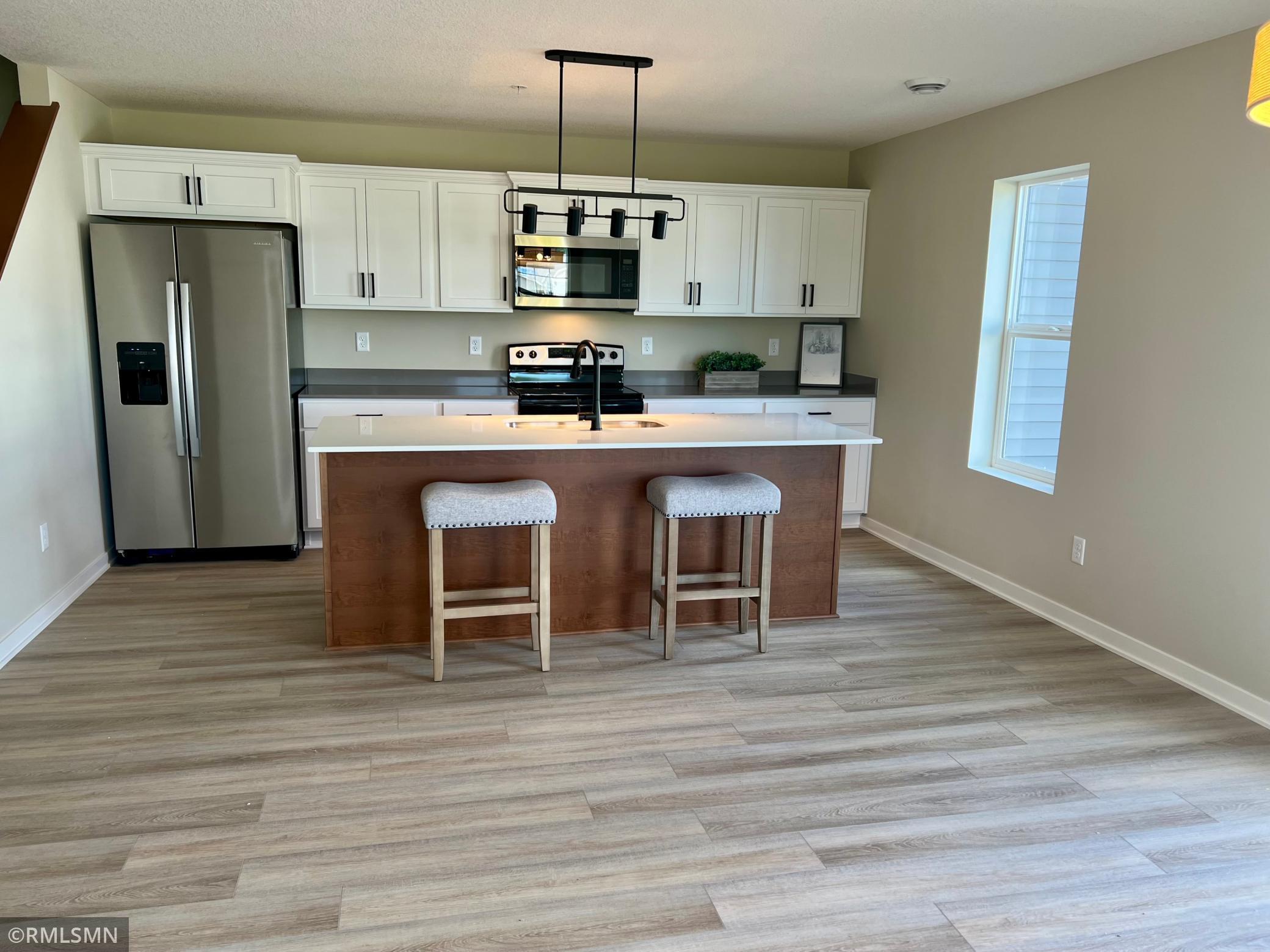 Homes for sale in Madison Lake, MN | 809 Tomahawk Ct, Madison Lake, MN 56063 | MLS# 6763026