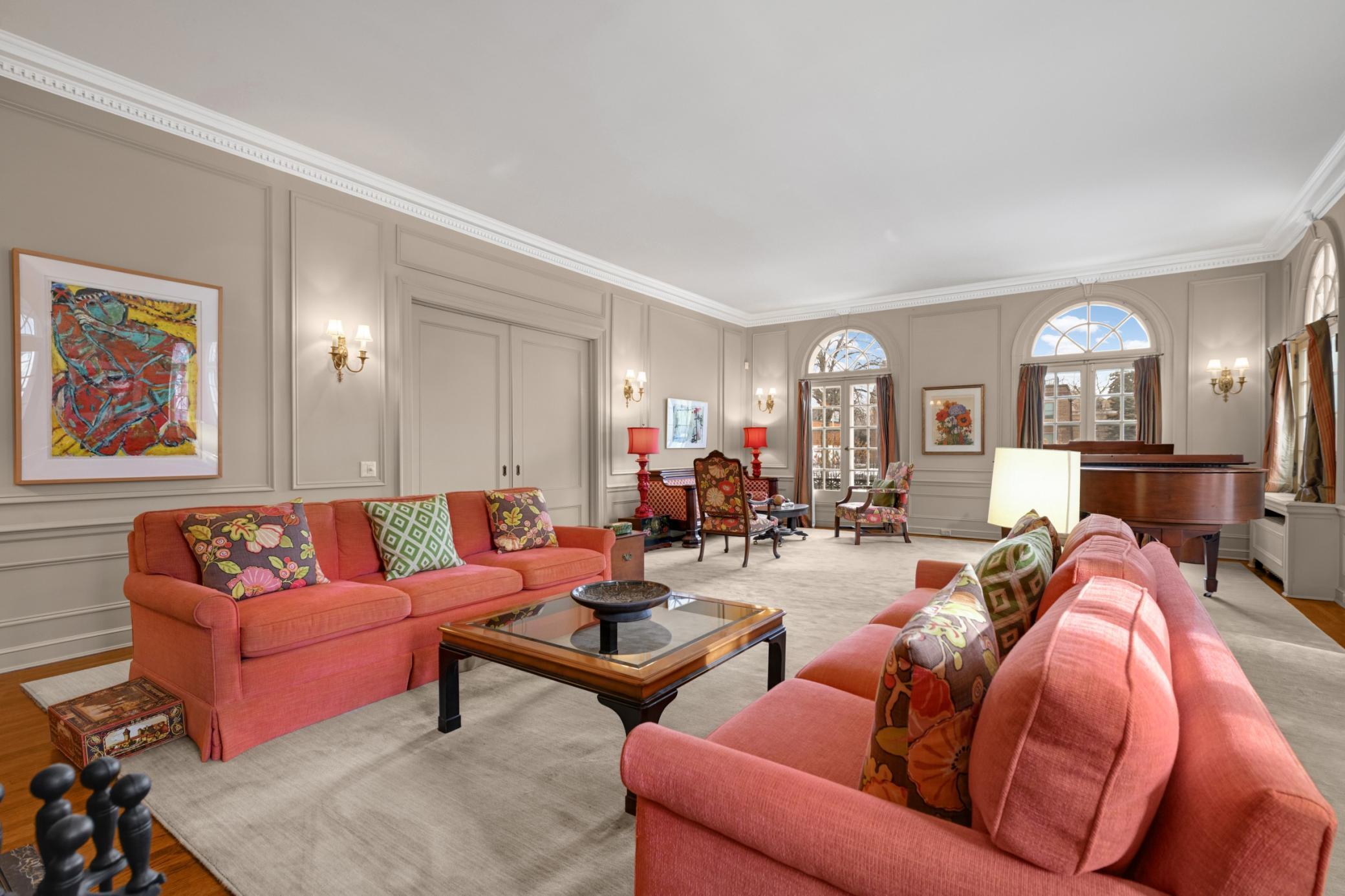 Homes for sale in Minneapolis, MN | 2400 Pillsbury Ave S, Minneapolis, MN 55404 | MLS# 6763677