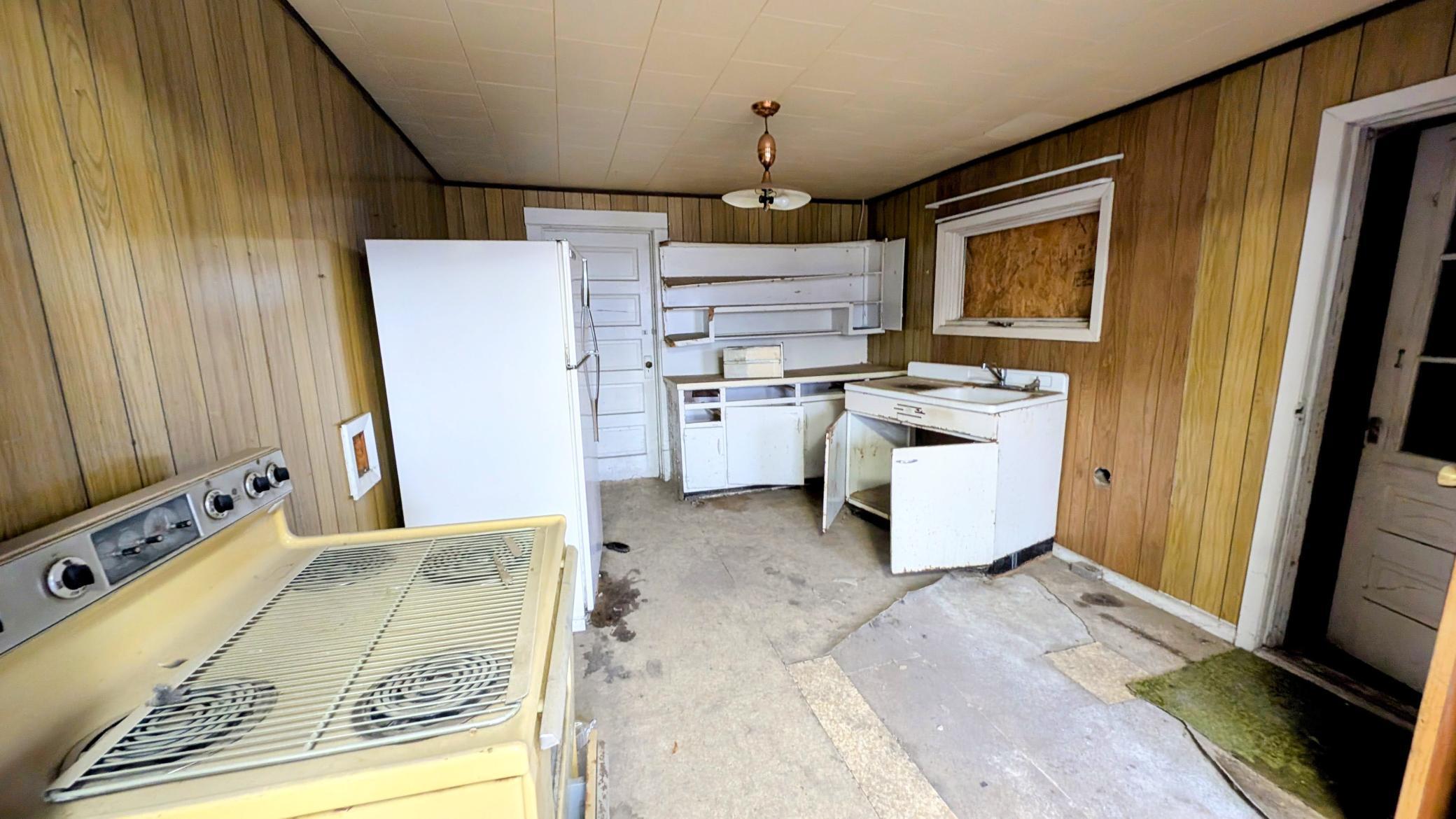 Homes for sale in Walhalla, ND | 1003 Central Ave, Walhalla, ND 58282 | MLS# 6764007