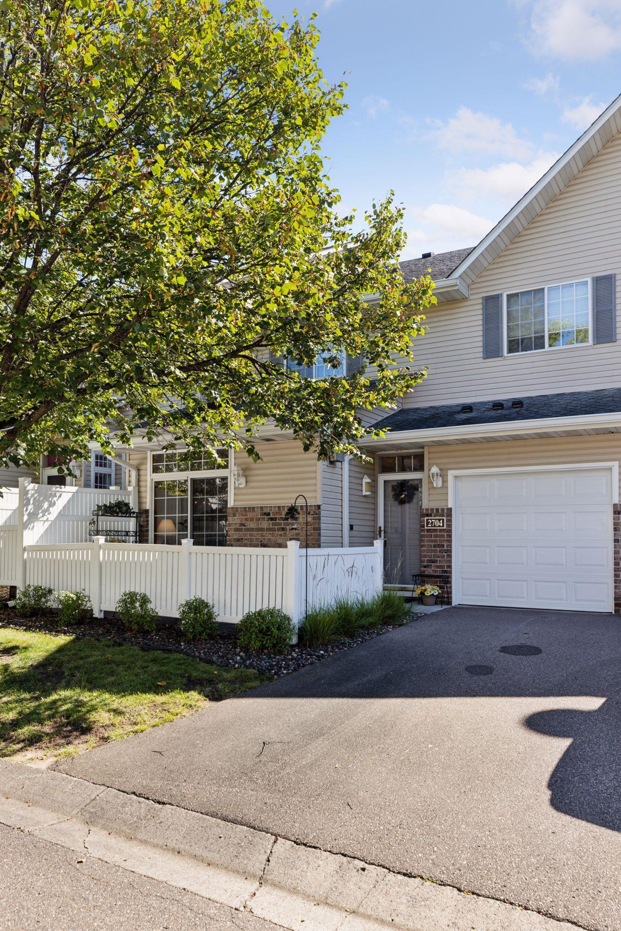 Homes for sale in Woodbury, MN | 2704 Mallard Dr #0, Woodbury, MN 55125 | MLS# 6765516