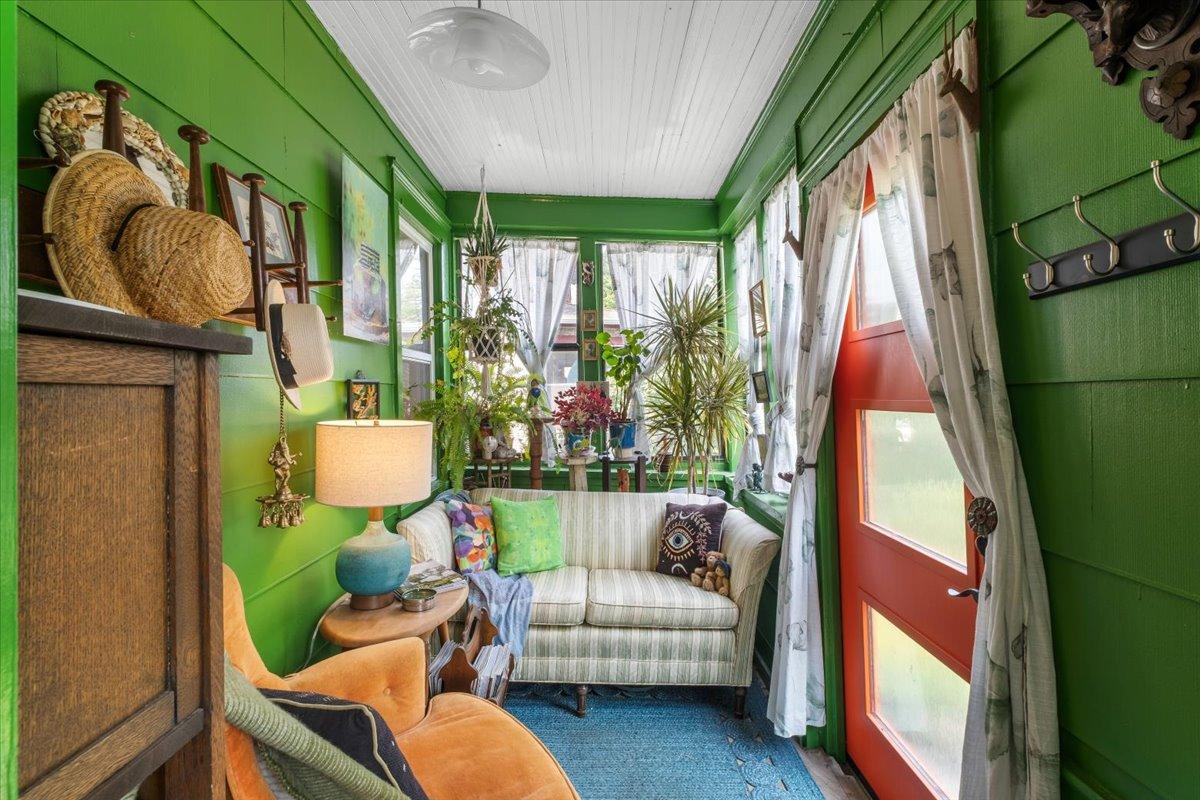 Homes for sale in Minneapolis, MN | 706 Buchanan St Ne, Minneapolis, MN 55413 | MLS# 6766739