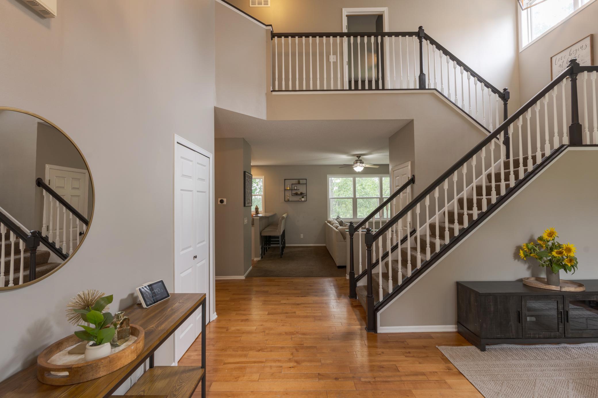 Homes for sale in Woodbury, MN | 3279 N View Ln, Woodbury, MN 55125 | MLS# 6767761