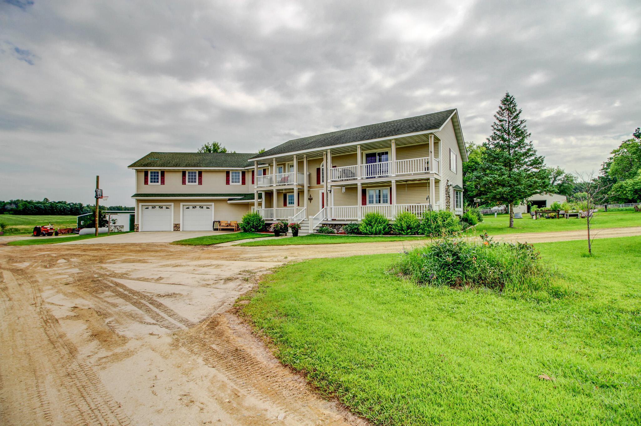 Homes for sale in Menahga, MN | 58452 110th St, Menahga, MN 56464 | MLS# 6768002