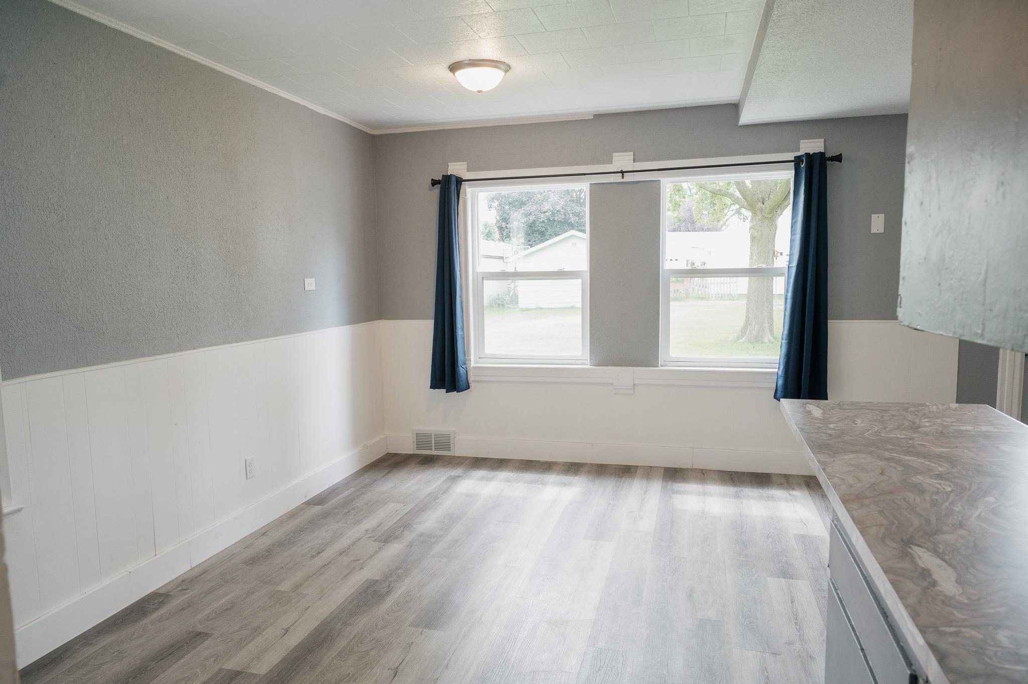 Homes for sale in Blue Earth, MN | 613 S Galbraith St, Blue Earth, MN 56013 | MLS# 6768227