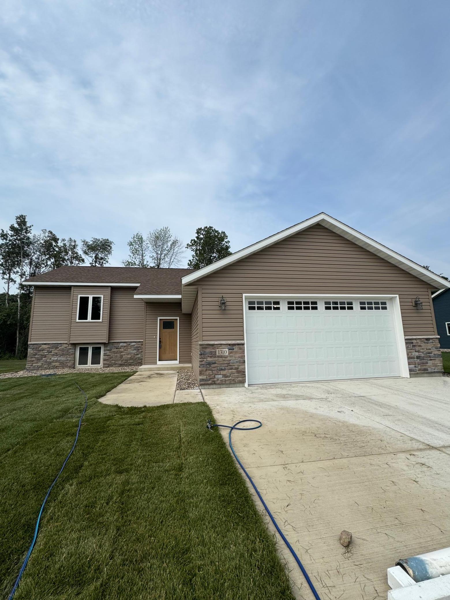 25th image of 1310 Se Greenleaf Rd, Owatonna, MN 55060 | MLS# 6769268