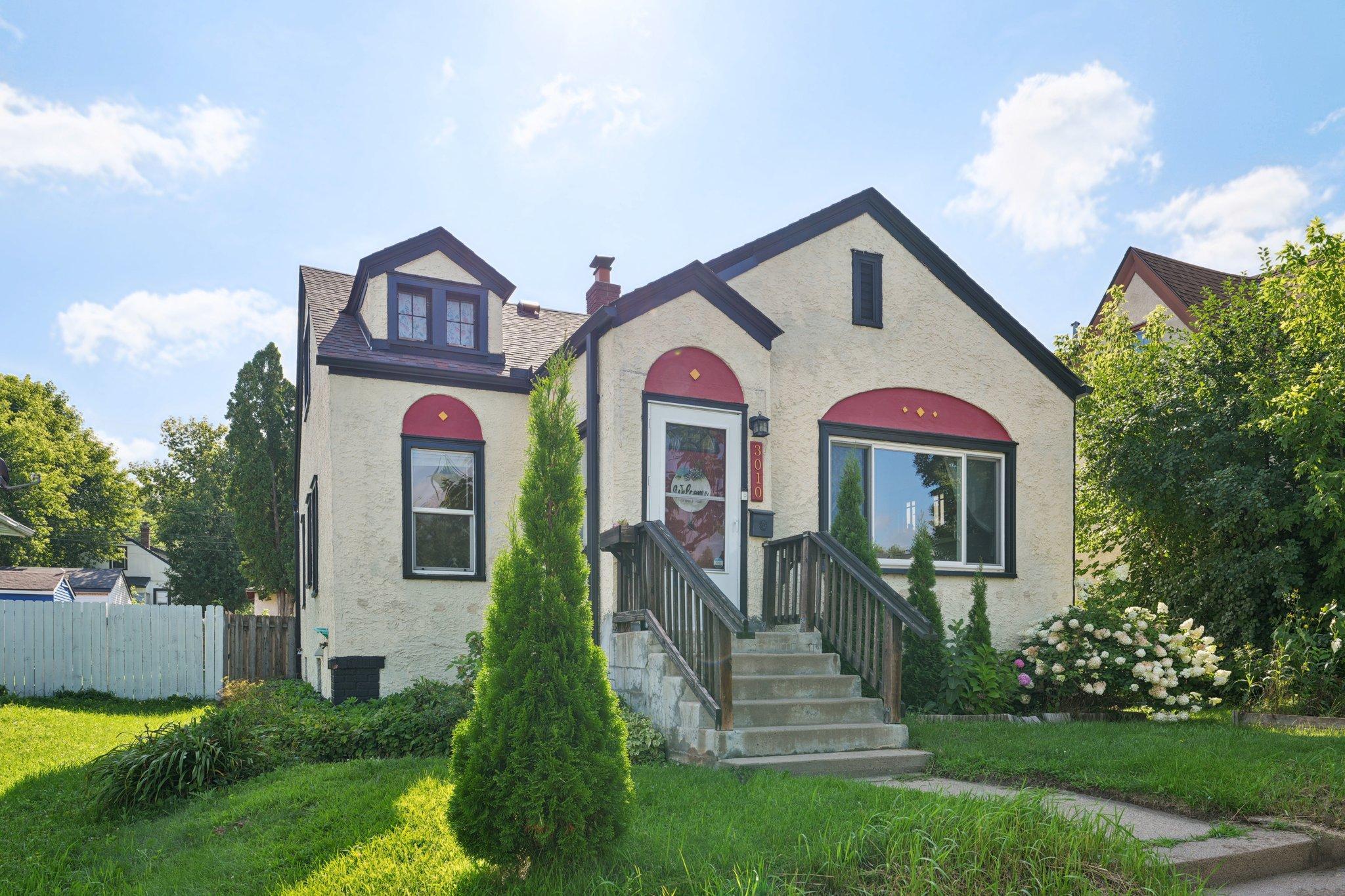 Homes for sale in Minneapolis, MN | 3010 Knox Ave N, Minneapolis, MN 55411 | MLS# 6771306