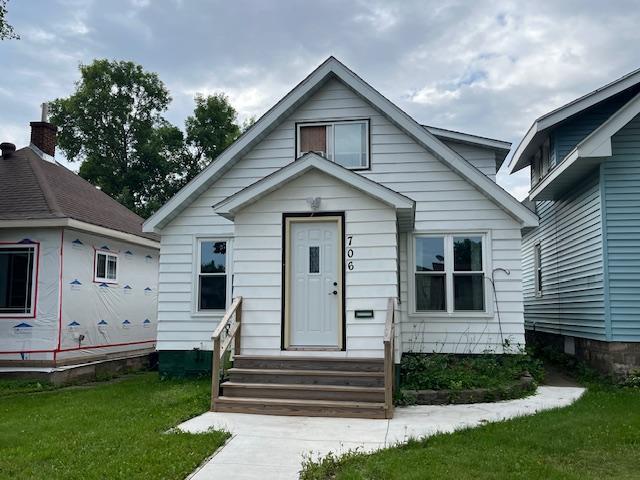 Homes for sale in Eveleth, MN | 706 Clay St, Eveleth, MN 55734 | MLS# 6771695