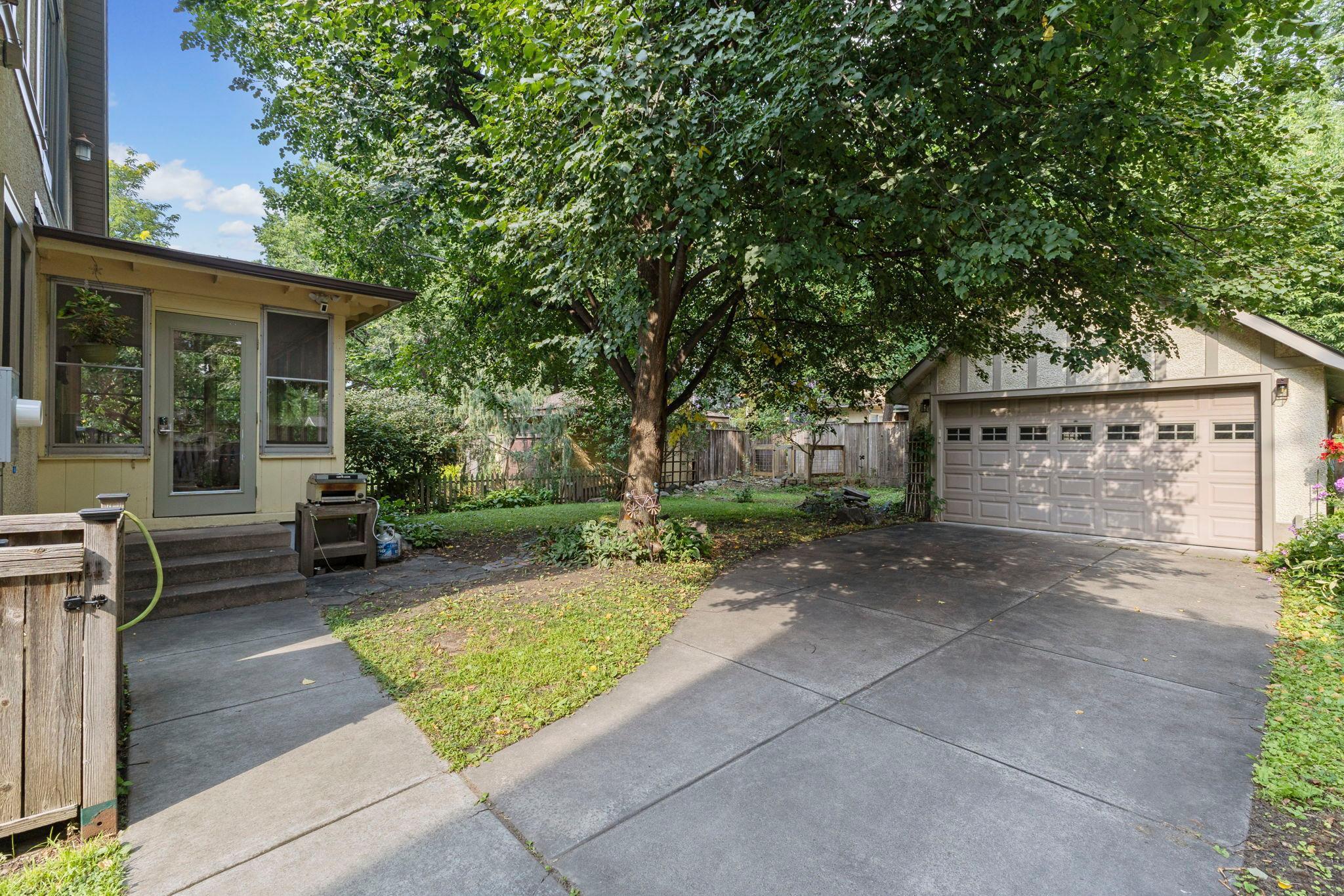 Homes for sale in Minneapolis, MN | 2417 Grand Ave S, Minneapolis, MN 55405 | MLS# 6772991