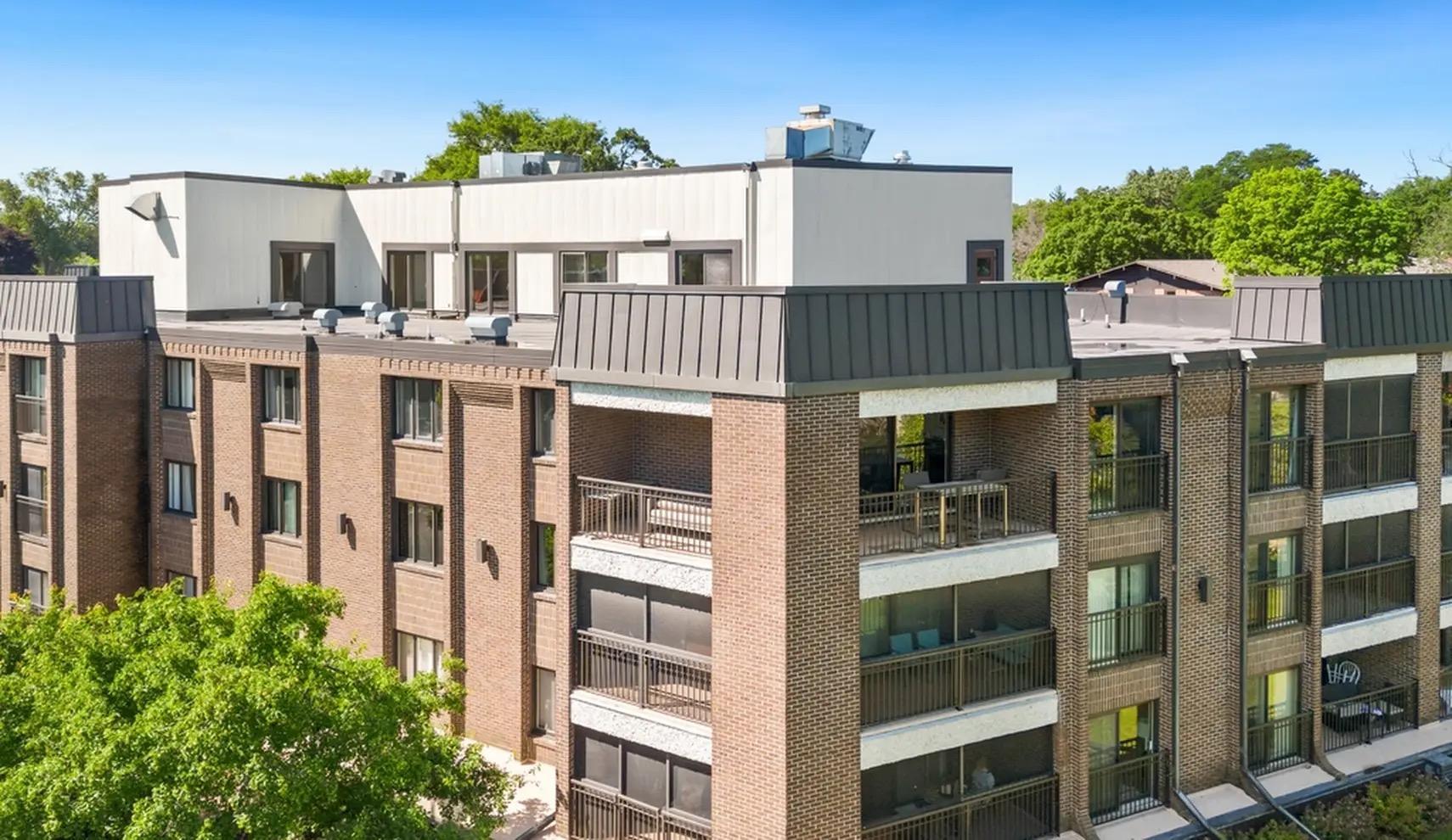 Homes for sale in Minnetonka, MN | 3412 Oak Ridge Rd #206, Minnetonka, MN 55305 | MLS# 6773740