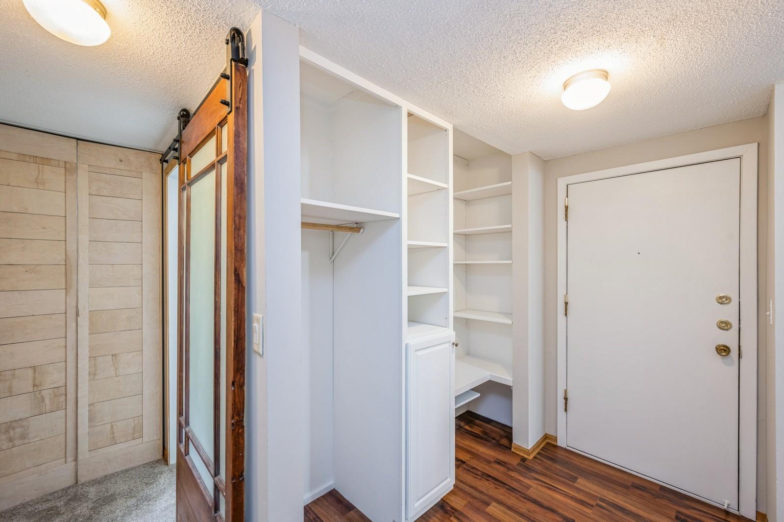 Homes for sale in Saint Louis Park, MN | 450 Ford Rd #101, Saint Louis Park, MN 55426 | MLS# 6774071