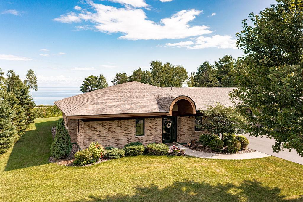 Homes for sale in Duluth, MN | 8353 Congdon Blvd, Duluth, MN 55804 | MLS# 6776650