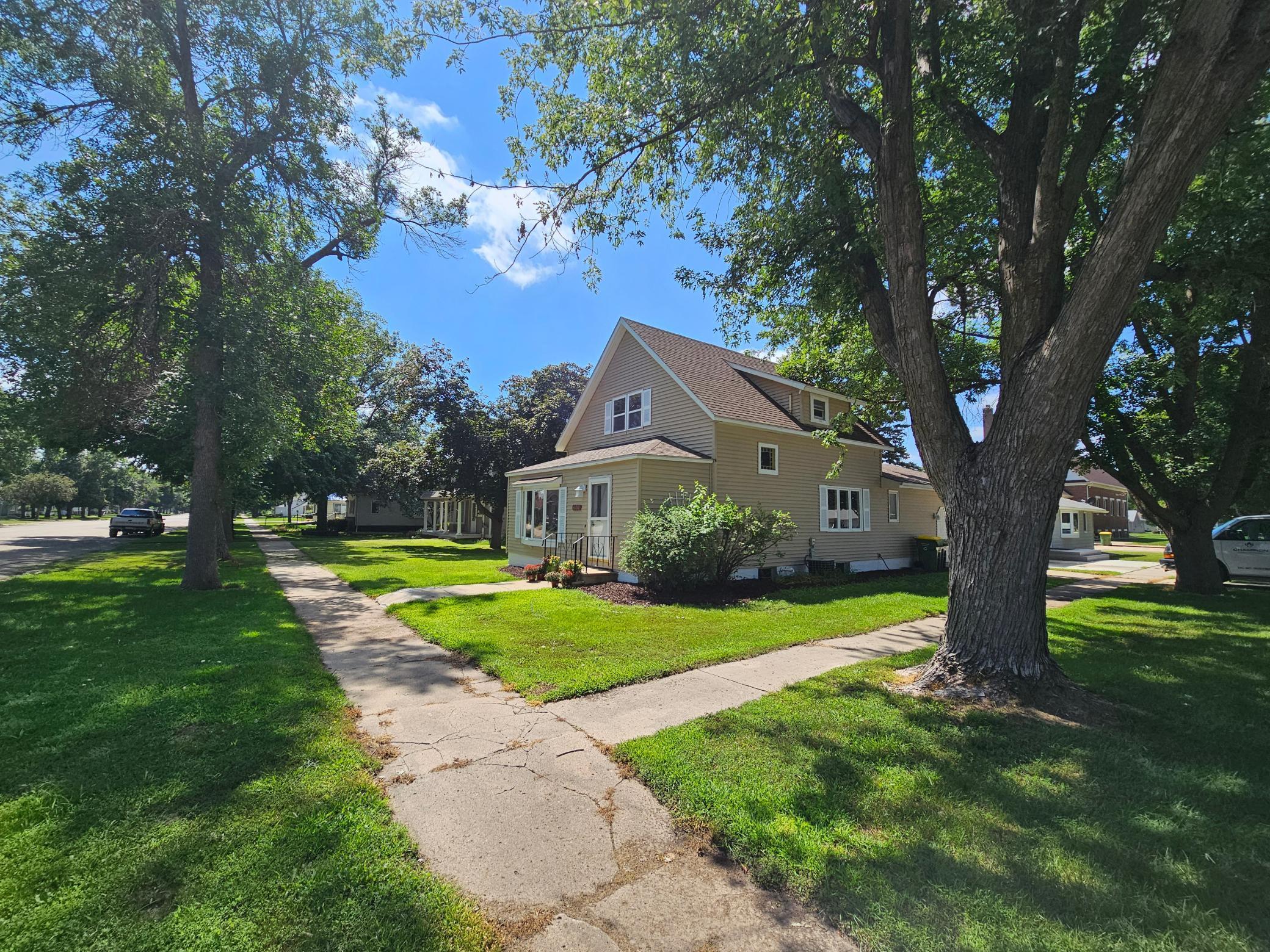 Homes for sale in Edgerton, MN | 601 Mechanic St, Edgerton, MN 56128 | MLS# 6777095