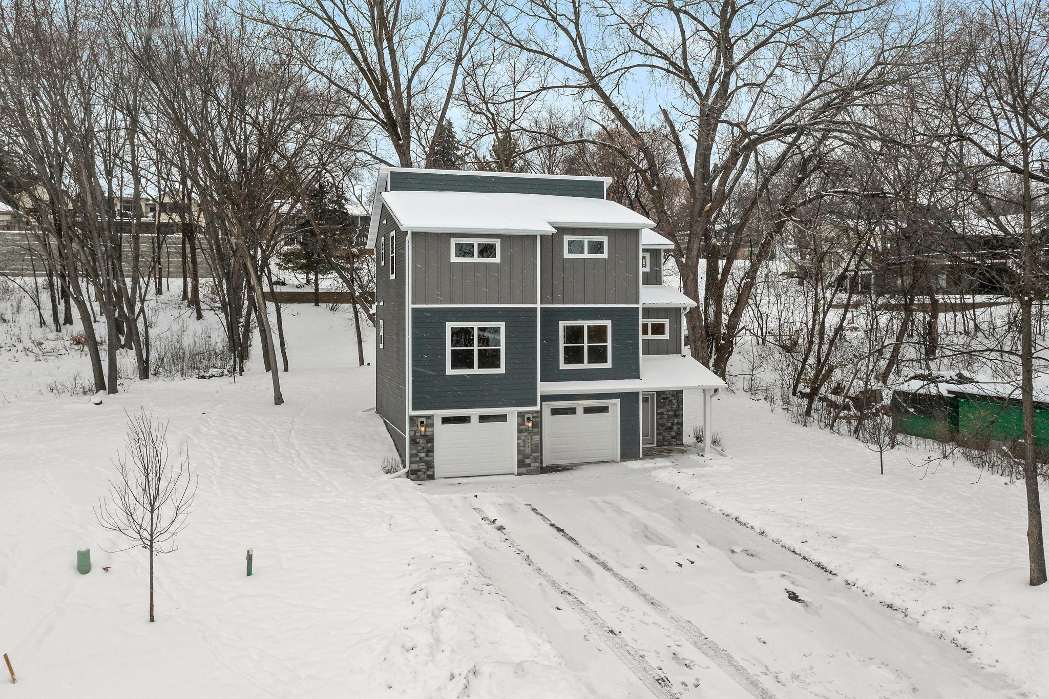 Homes for sale in Roseville, MN | 2817 Victoria St N, Roseville, MN 55113 | MLS# 6779360