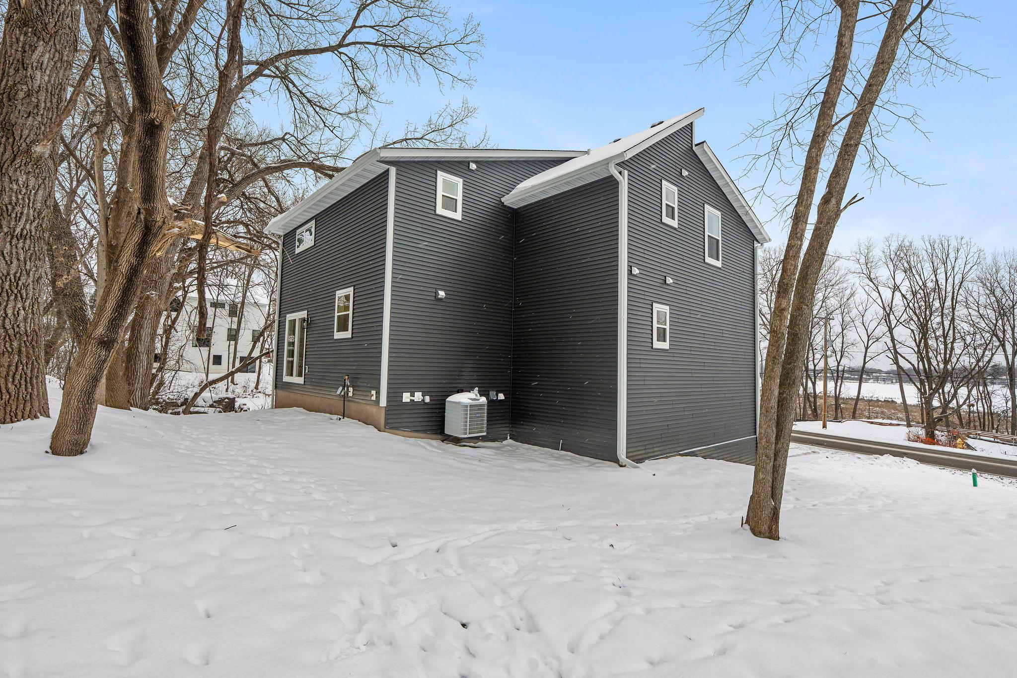 Homes for sale in Roseville, MN | 2817 Victoria St N, Roseville, MN 55113 | MLS# 6779360