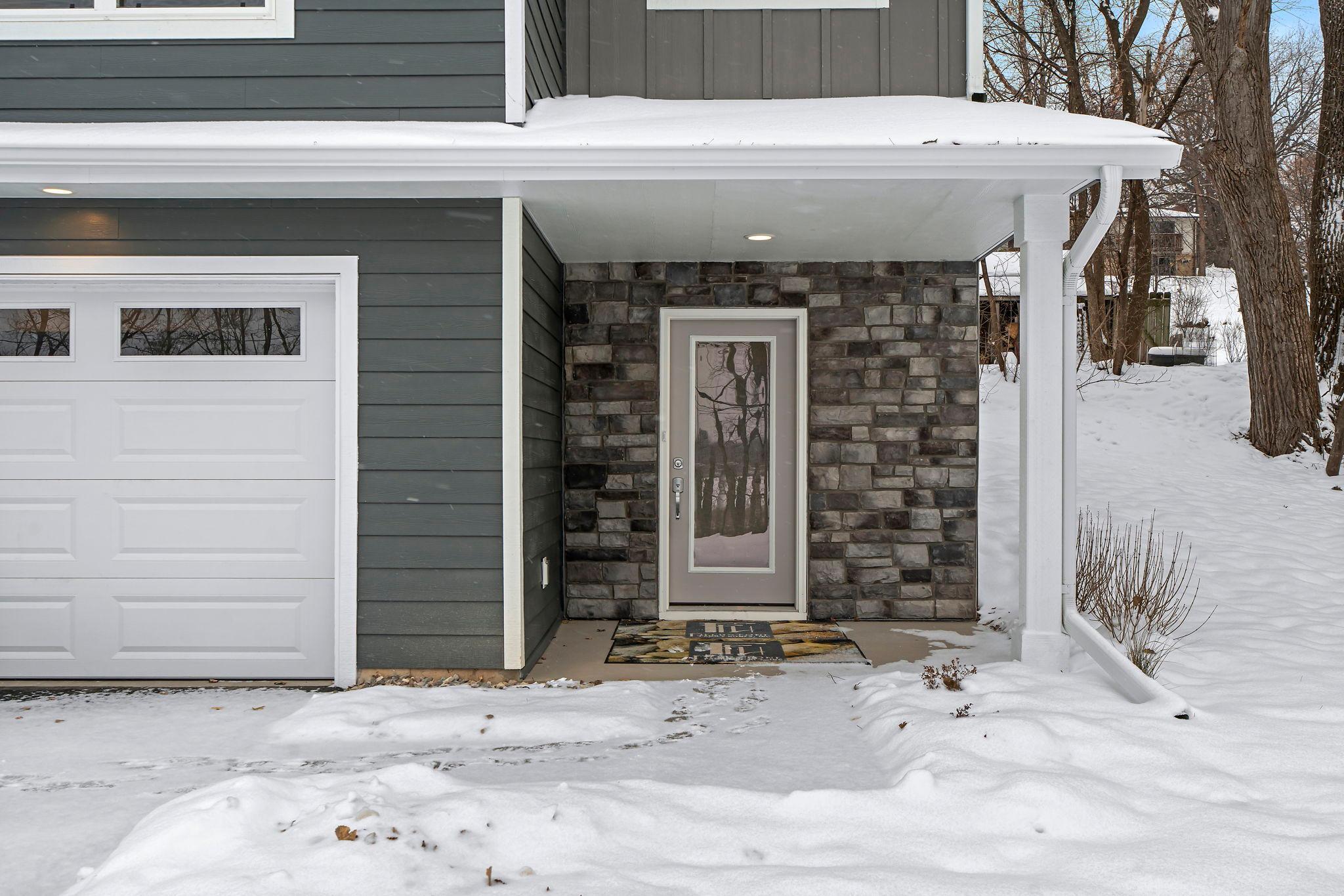 Homes for sale in Roseville, MN | 2817 Victoria St N, Roseville, MN 55113 | MLS# 6779360