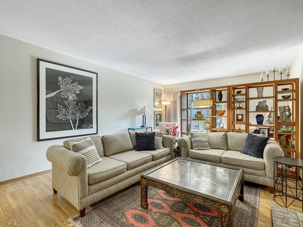 Homes for sale in Roseville, MN | 2220 Midland Grove Rd #202, Roseville, MN 55113 | MLS# 6781057