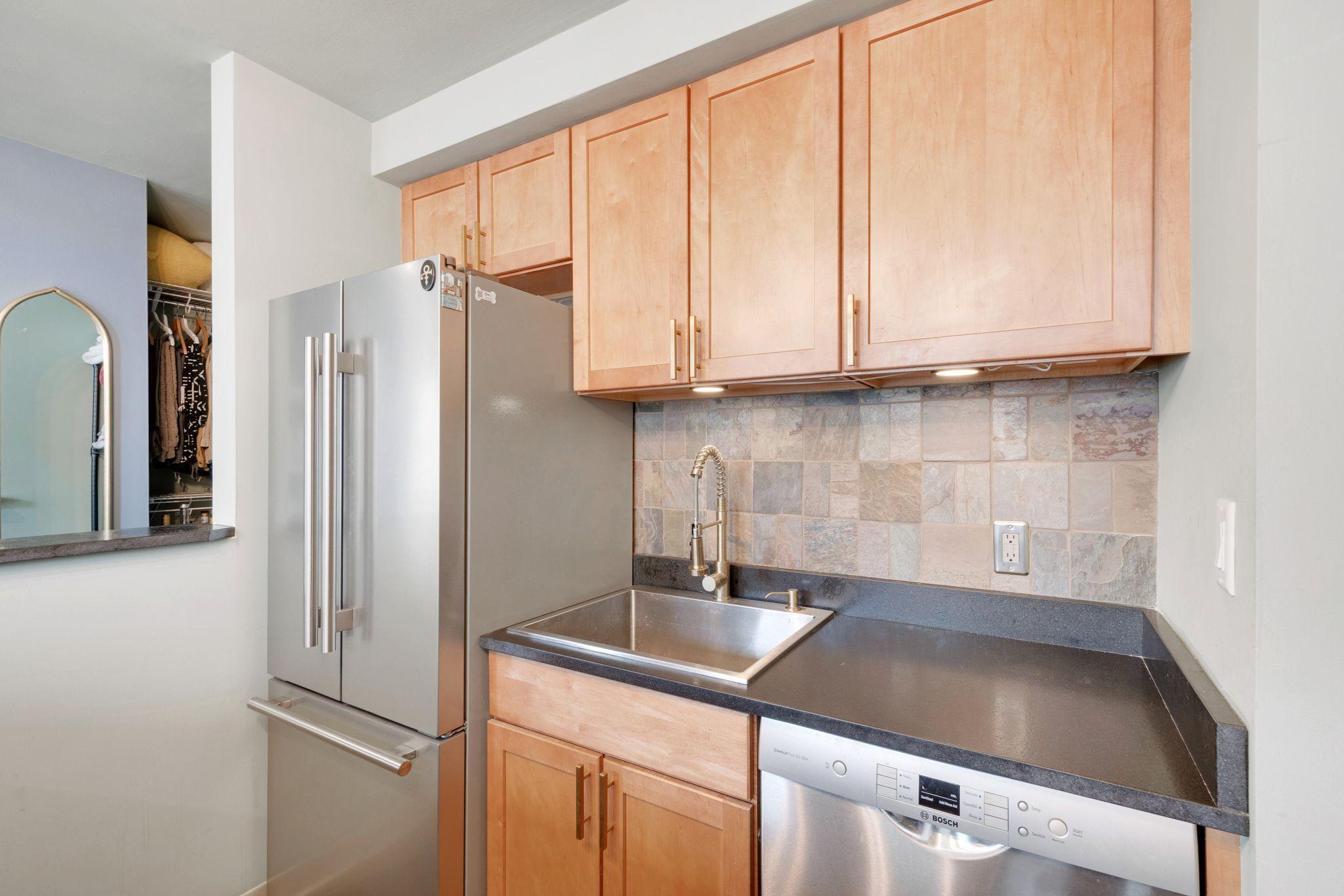 Homes for sale in Saint Paul, MN | 488 Wabasha St N #502, Saint Paul, MN 55102 | MLS# 6787714