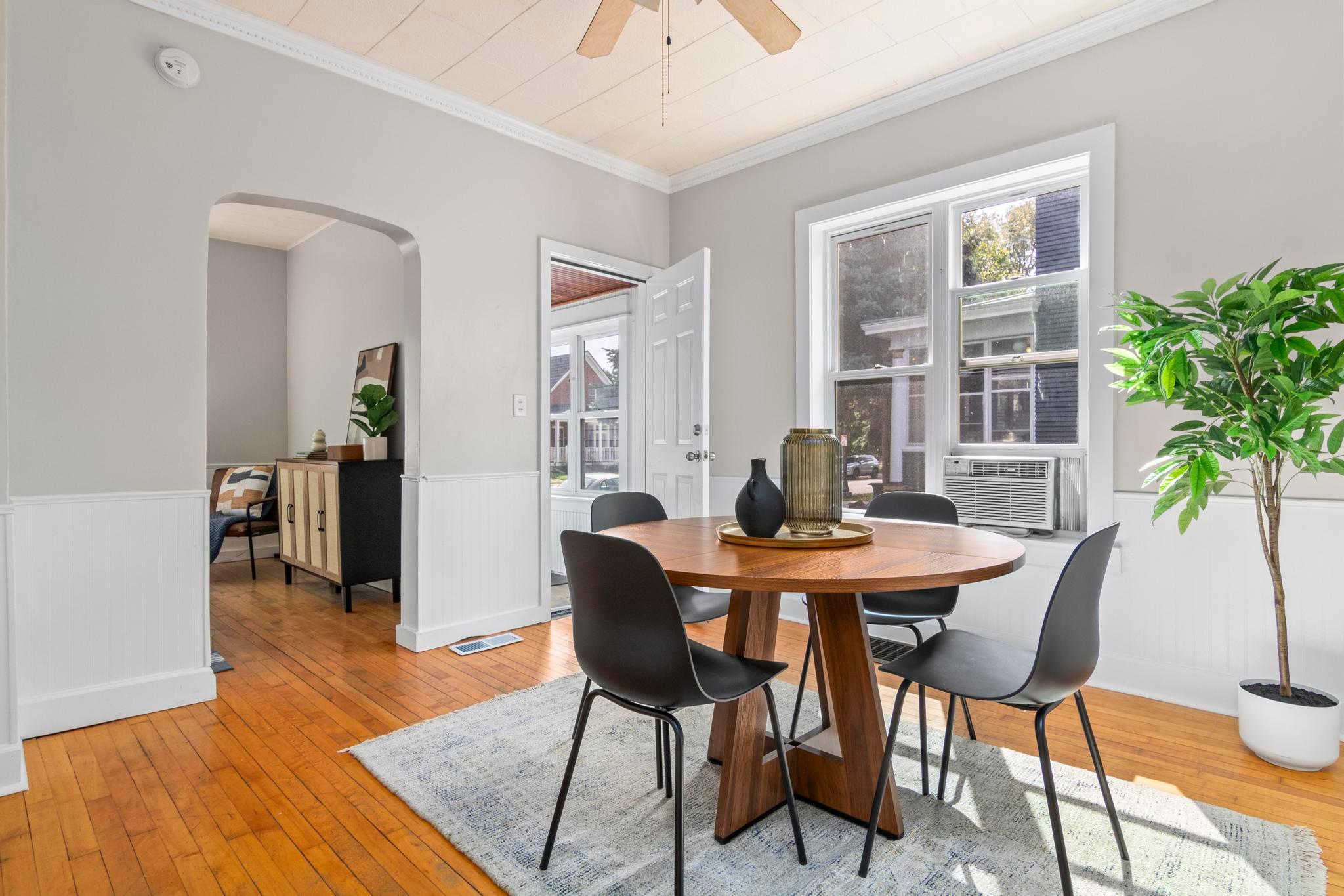 Homes for sale in Saint Paul, MN | 429 Bay St, Saint Paul, MN 55102 | MLS# 6787968