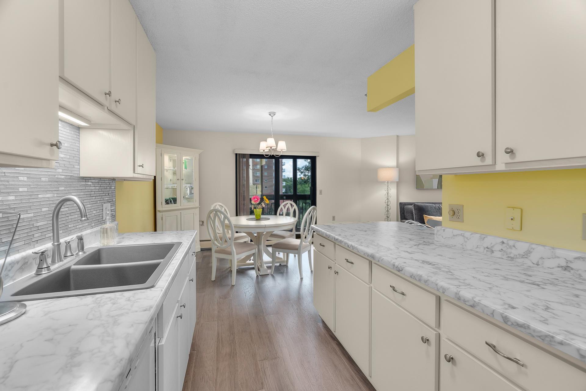 Homes for sale in Richfield, MN | 6615 Lake Shore Dr S #517, Richfield, MN 55423 | MLS# 6788656