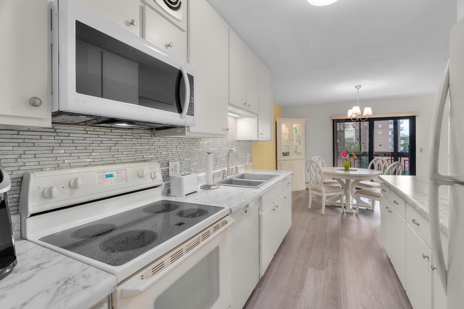 Homes for sale in Richfield, MN | 6615 Lake Shore Dr S #517, Richfield, MN 55423 | MLS# 6788656