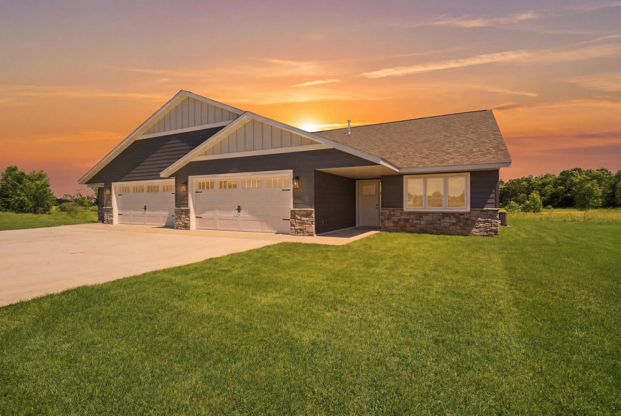 5th image of 381 Old Glory Dr Ne, Alexandria, MN 56308 | MLS# 6788765