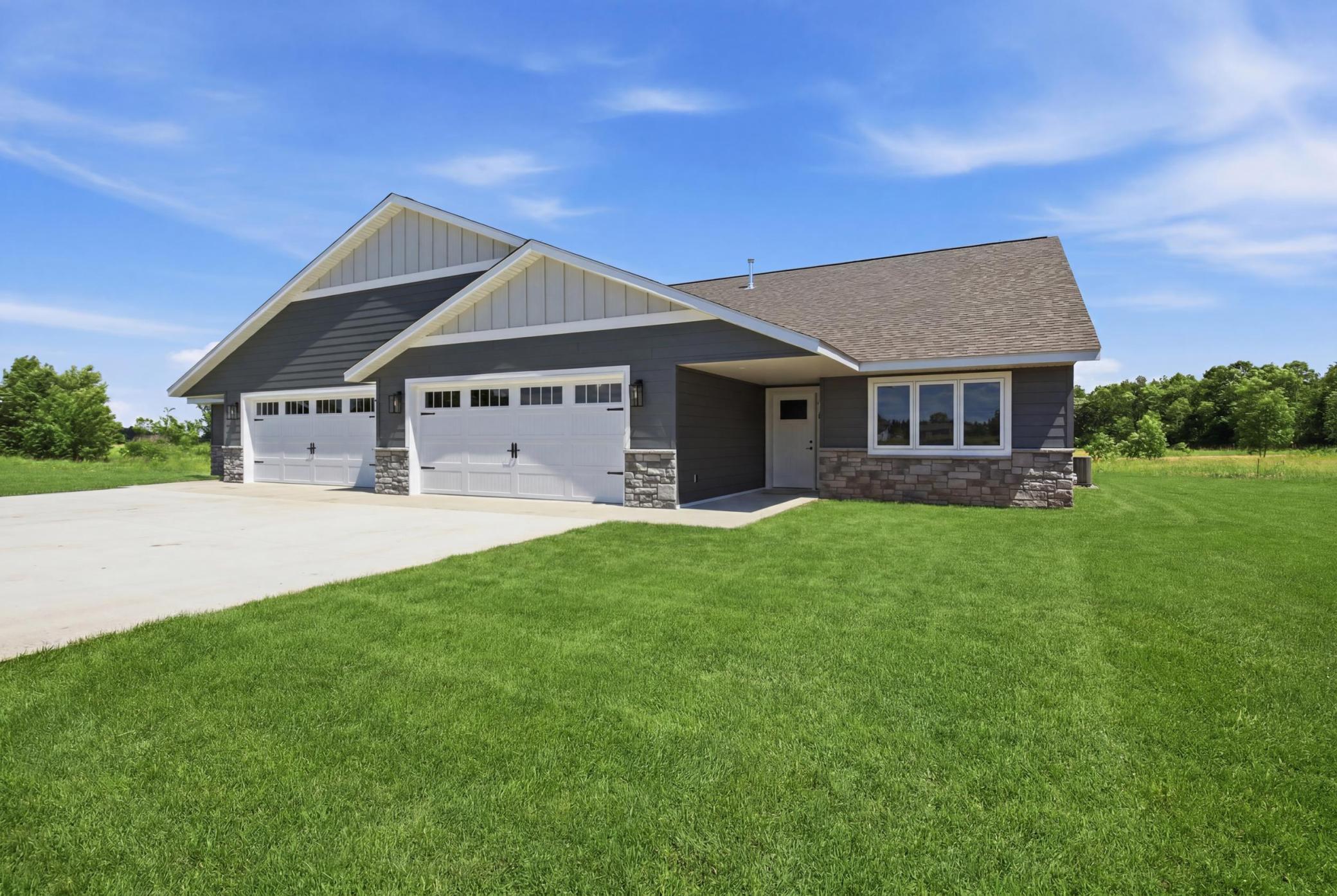 4th image of 381 Old Glory Dr Ne, Alexandria, MN 56308 | MLS# 6788765