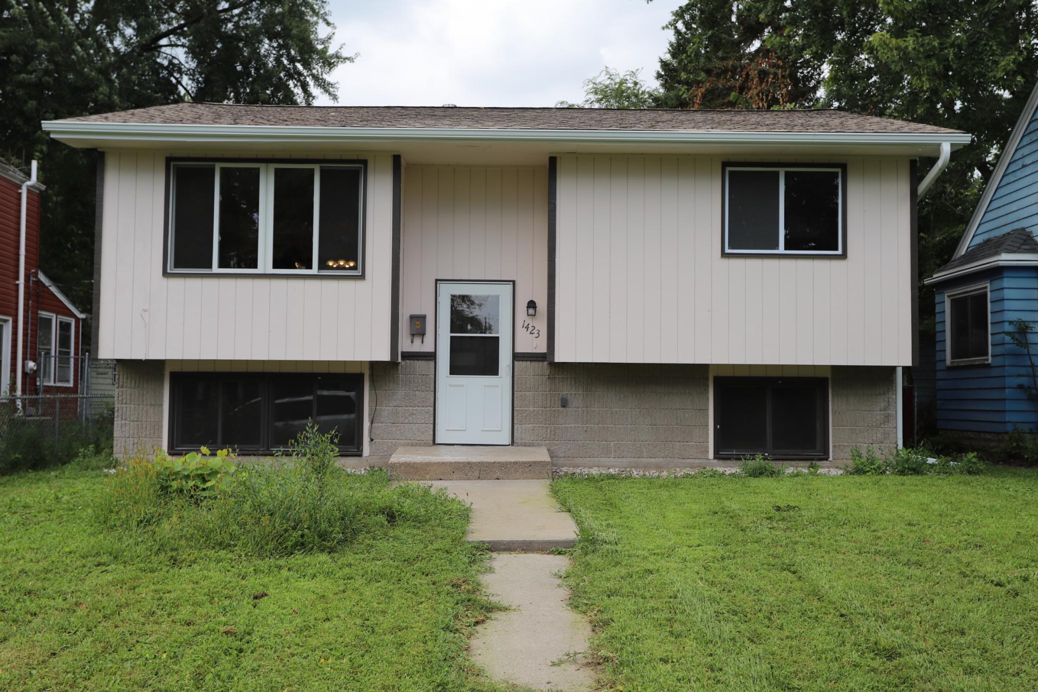 Homes for sale in Saint Paul, MN | 1423 Albemarle St, Saint Paul, MN 55117 | MLS# 6789108