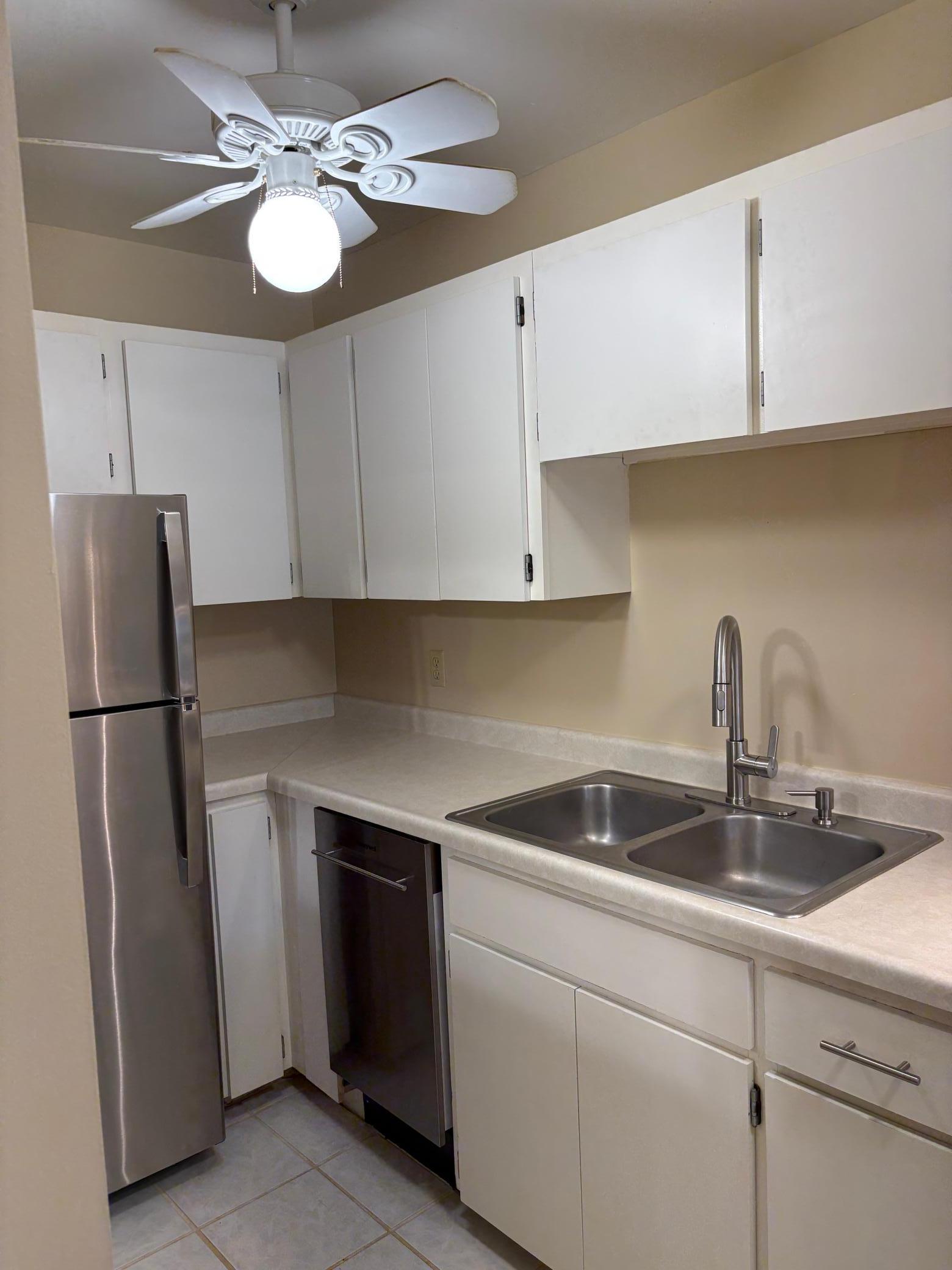 Homes for sale in Edina, MN | 4100 Parklawn Ave #216, Edina, MN 55435 | MLS# 6789668