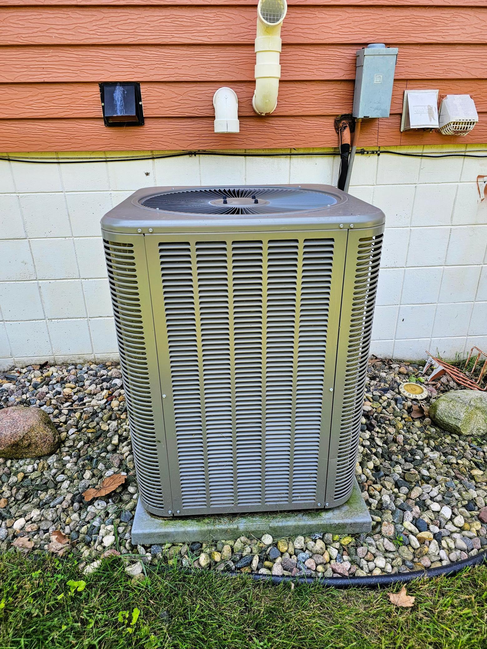 Homes for sale in Truman, MN | 402 E 2nd St N, Truman, MN 56088 | MLS# 6790179