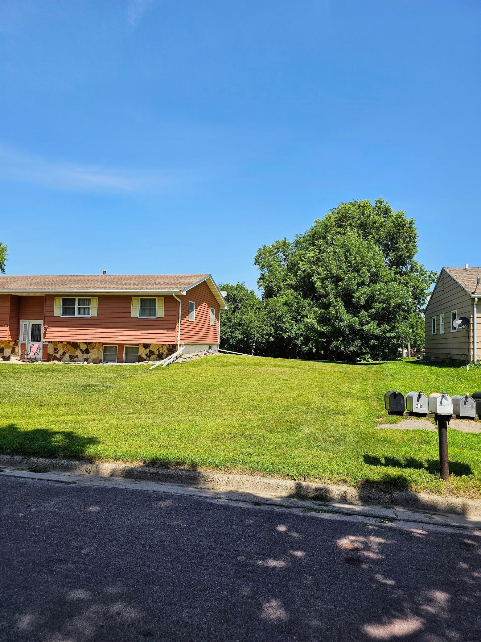 Homes for sale in Truman, MN | 402 E 2nd St N, Truman, MN 56088 | MLS# 6790179