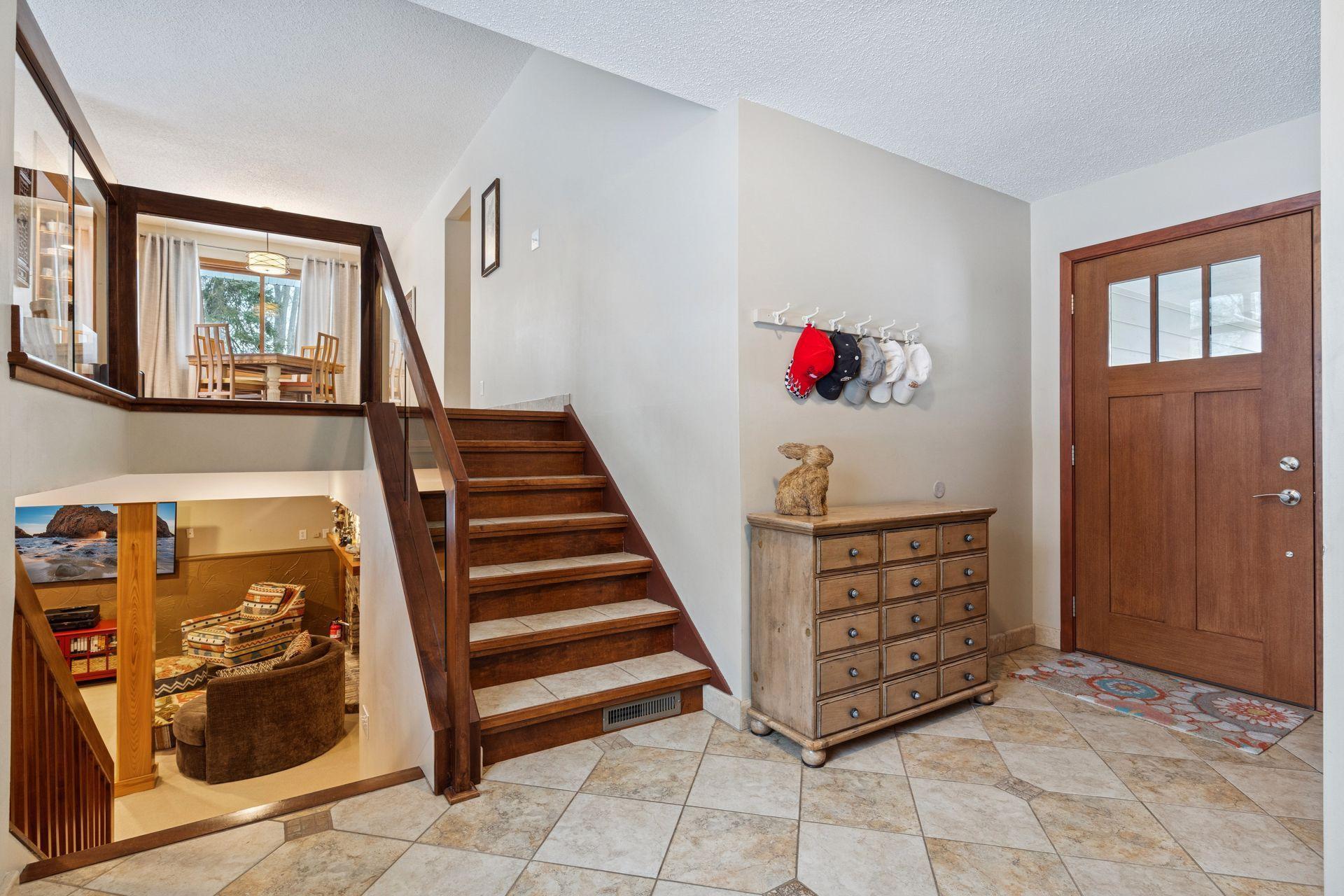 Homes for sale in Wayzata, MN | 3237 Shores Blvd, Wayzata, MN 55391 | MLS# 6791590