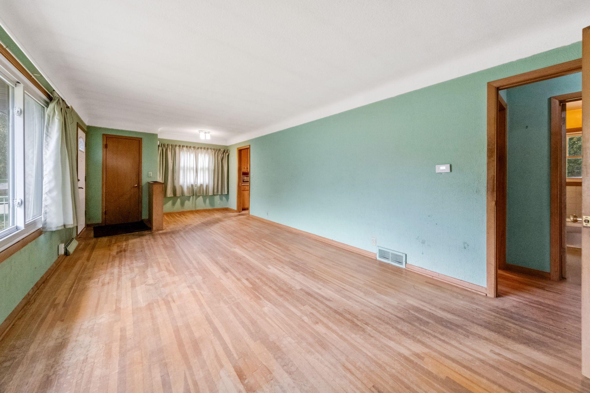 Homes for sale in Roseville, MN | 1895 Shryer Ave W, Roseville, MN 55113 | MLS# 6793376