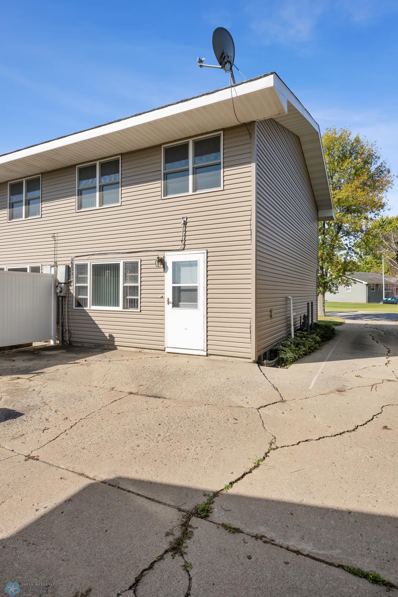 Homes for sale in Moorhead, MN | 1220 20th St N, Moorhead, MN 56560 | MLS# 6793471