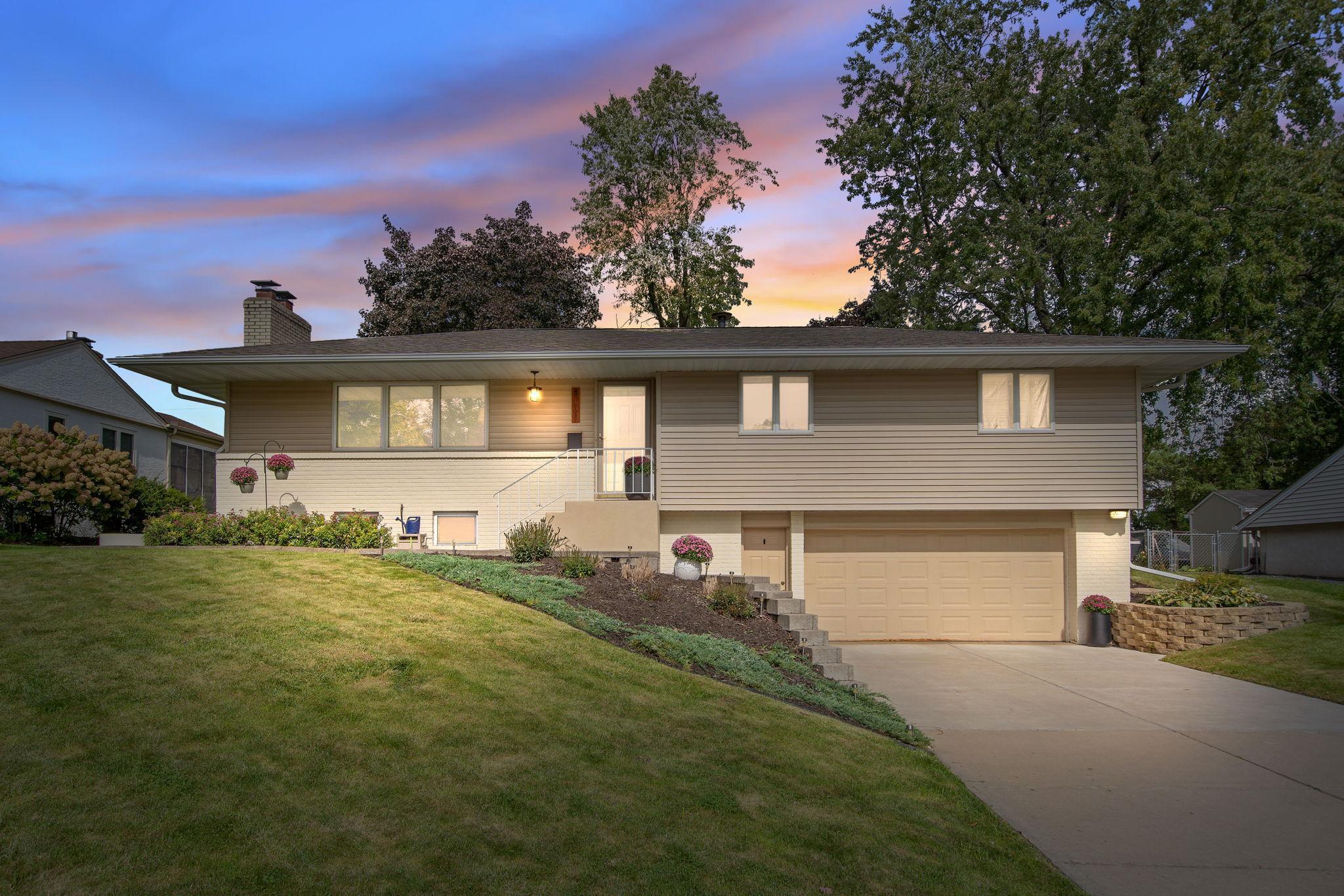 Homes for sale in Saint Anthony, MN | 3109 Wendhurst Ave, Saint Anthony, MN 55418 | MLS# 6793970