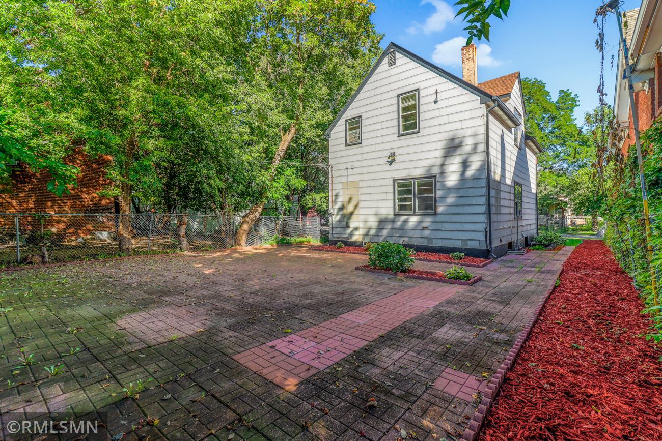Homes for sale in Saint Paul, MN | 730 Edmund Ave, Saint Paul, MN 55104 | MLS# 6794844