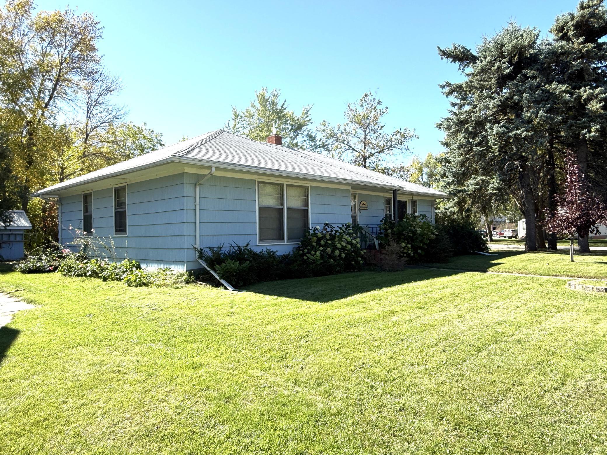 Homes for sale in Fosston, MN | 402 3rd St Ne, Fosston, MN 56542 | MLS# 6795679