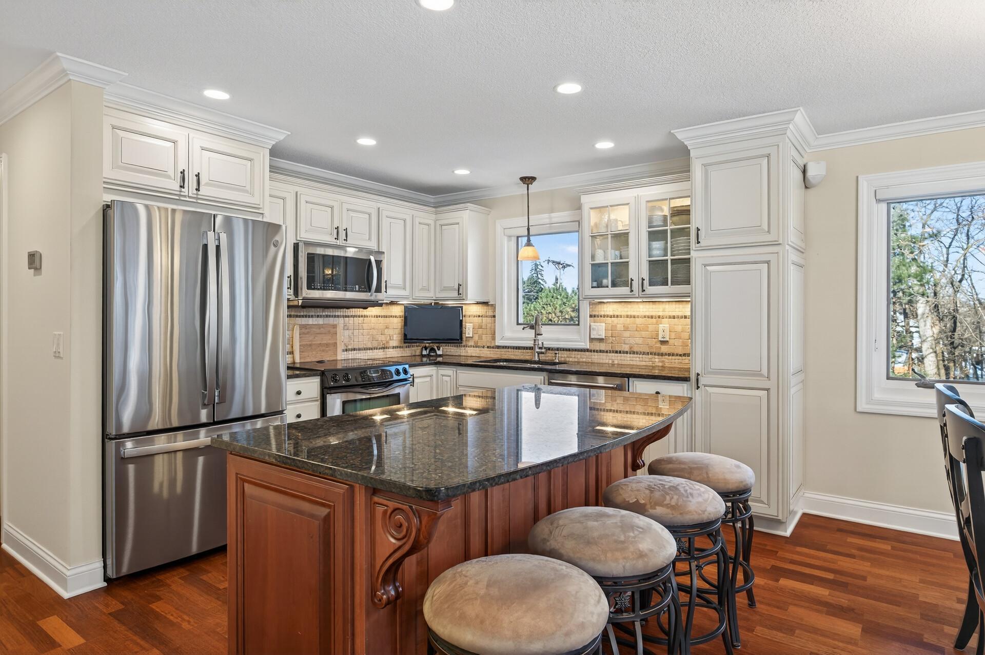 Homes for sale in Mound, MN | 2670 Commerce Blvd #202, Mound, MN 55364 | MLS# 6796098