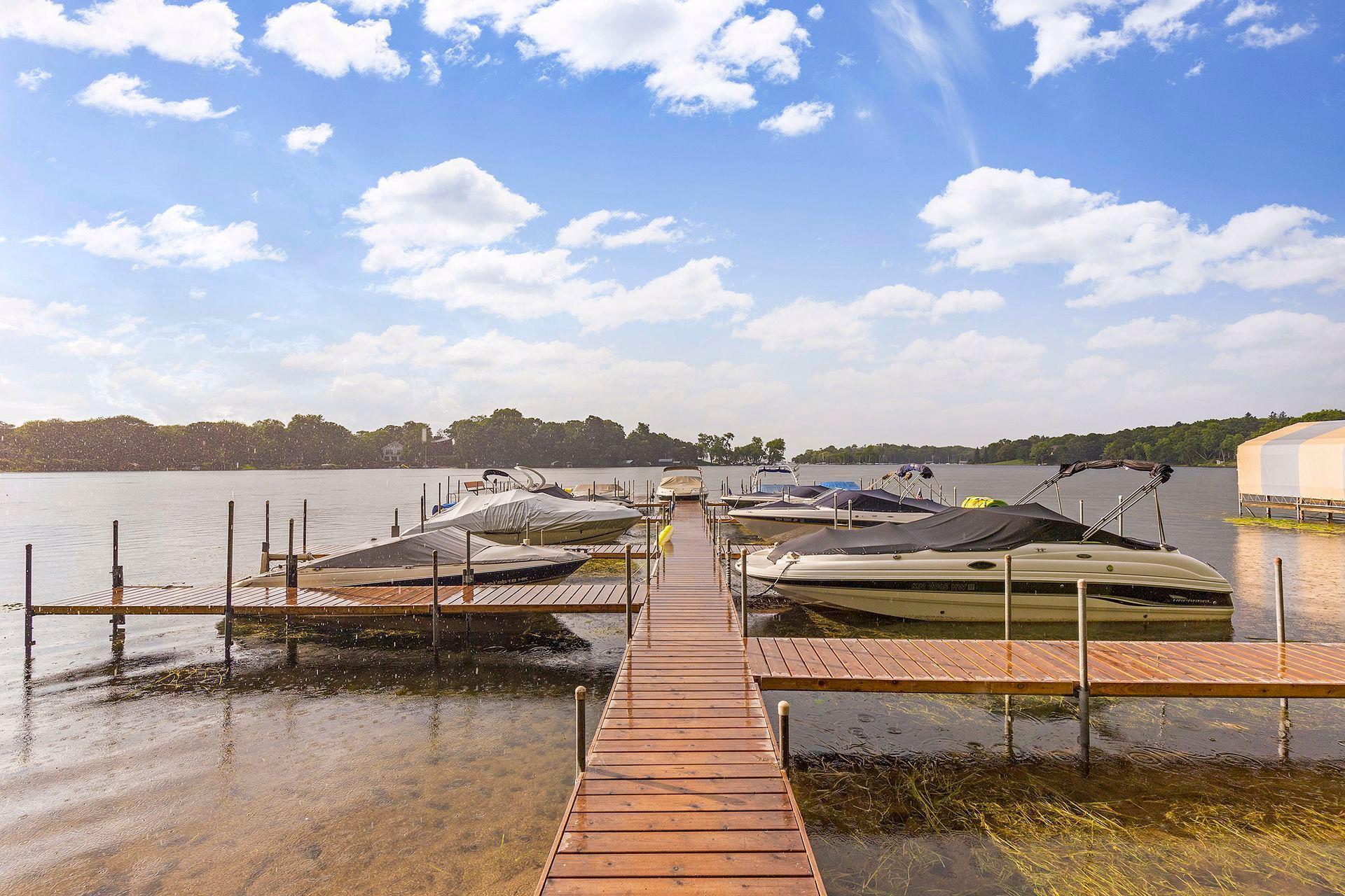 Homes for sale in Deephaven, MN | 4360 Chimo East St, Deephaven, MN 55391 | MLS# 6796893