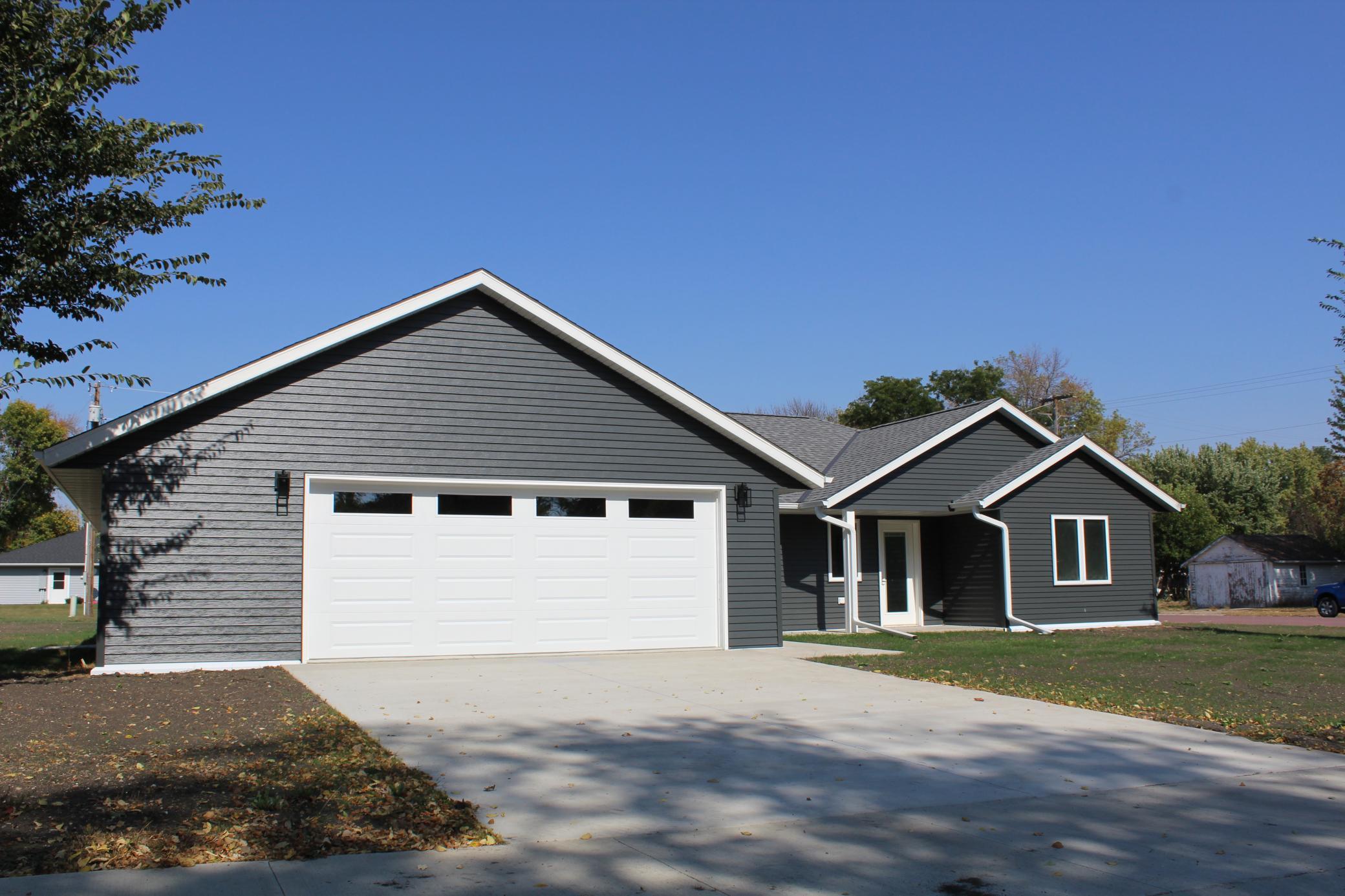 Homes for sale in Trimont, MN | 131 Main St E, Trimont, MN 56176 | MLS# 6798313