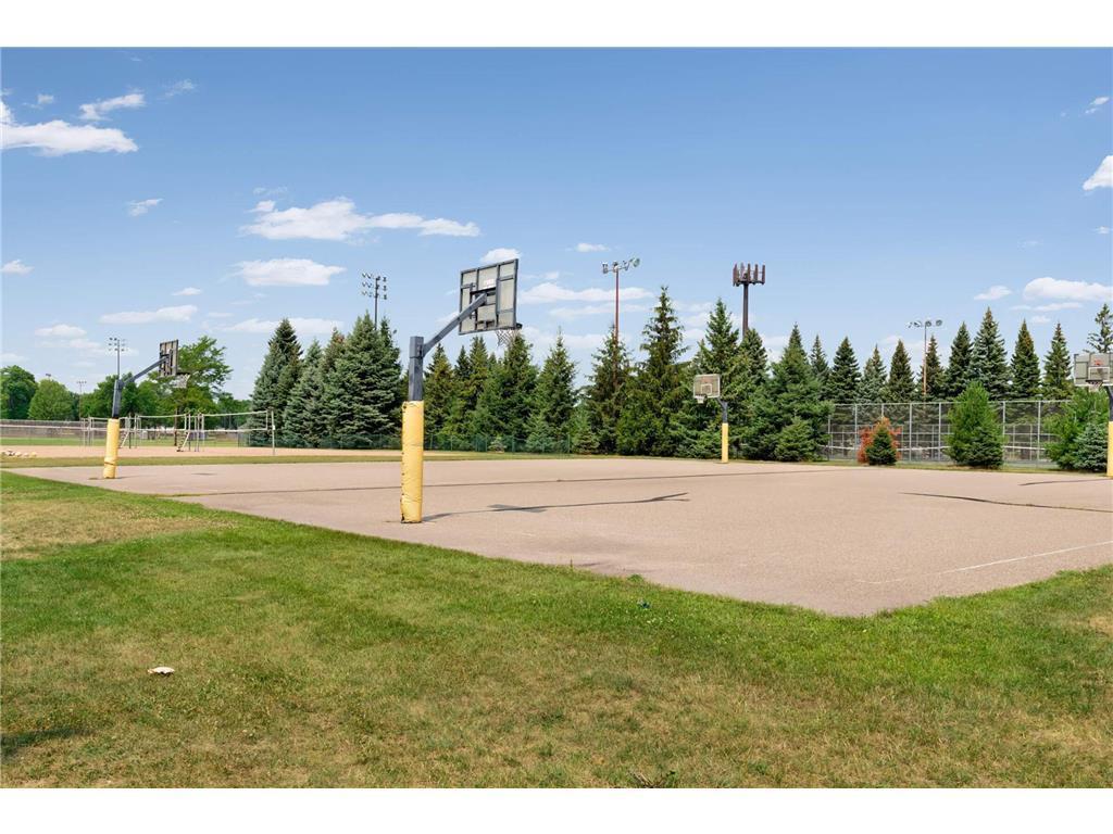 Homes for sale in Bloomington, MN | 7534 Landau Dr, Bloomington, MN 55438 | MLS# 6799236