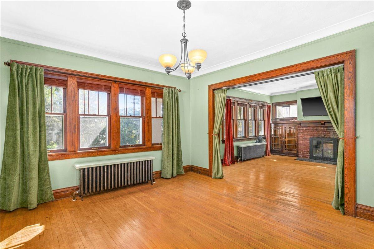 Homes for sale in Duluth, MN | 1417 E 10Th St, Duluth, MN 55805 | MLS# 6800959