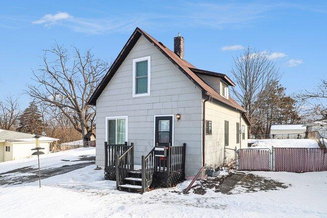 Homes for sale in Columbia Heights, MN | 4217 Washington St Ne, Columbia Heights, MN 55421 | MLS# 6801050