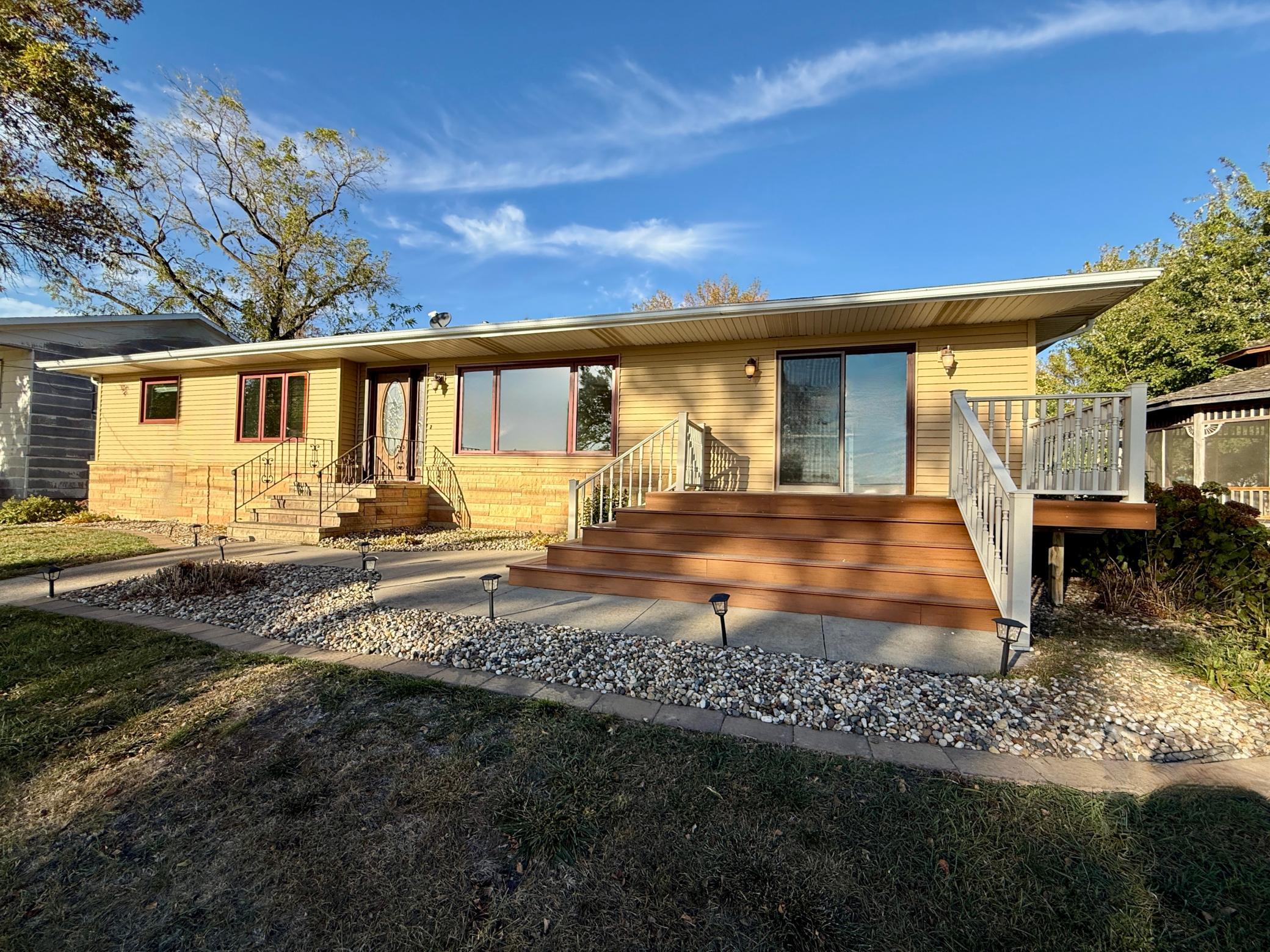 1st image of 146 Washington Ave, Alden, MN 56009 | MLS# 6801101