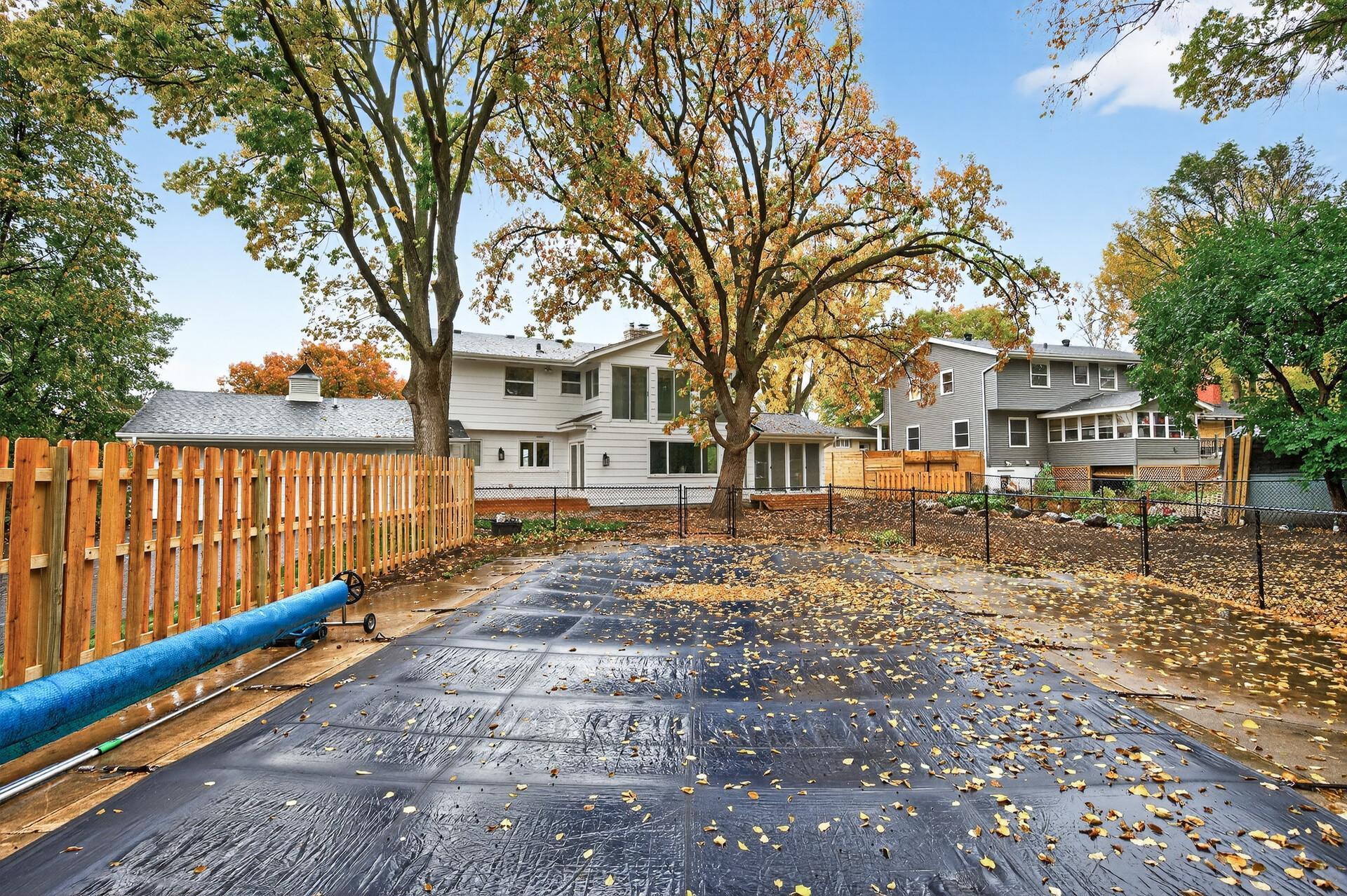 Homes for sale in Burnsville, MN | 1009 Knob Hill Rd, Burnsville, MN 55337 | MLS# 6802364