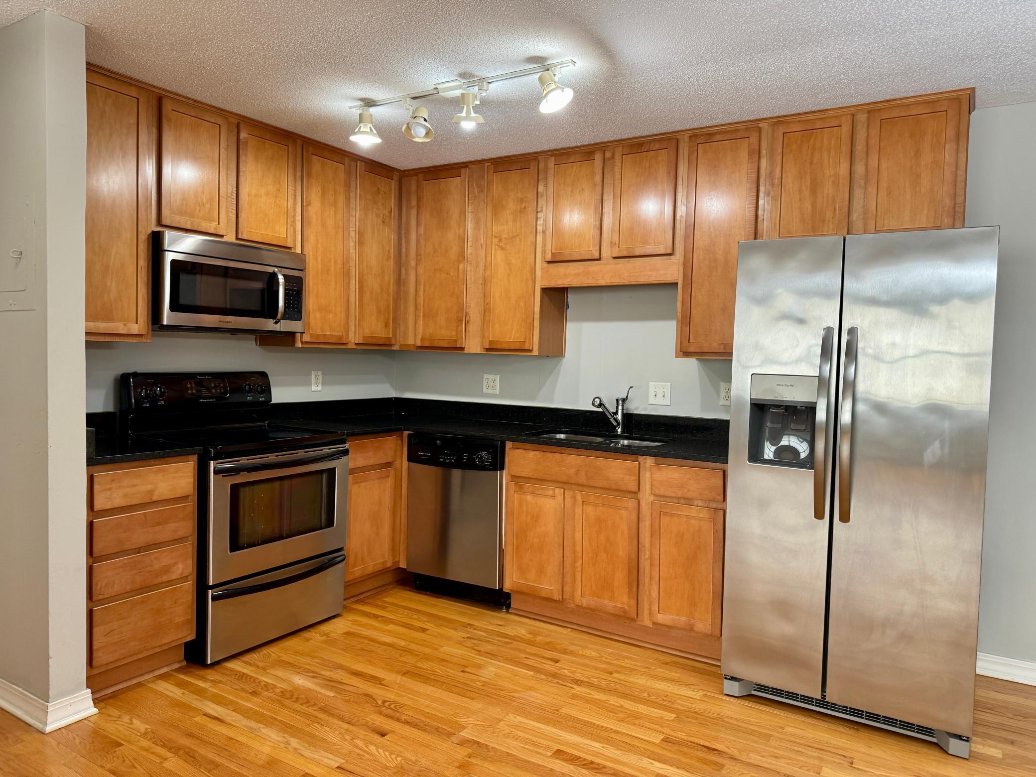 Homes for sale in Minneapolis, MN | 3150 Excelsior Blvd #211, Minneapolis, MN 55416 | MLS# 6802562
