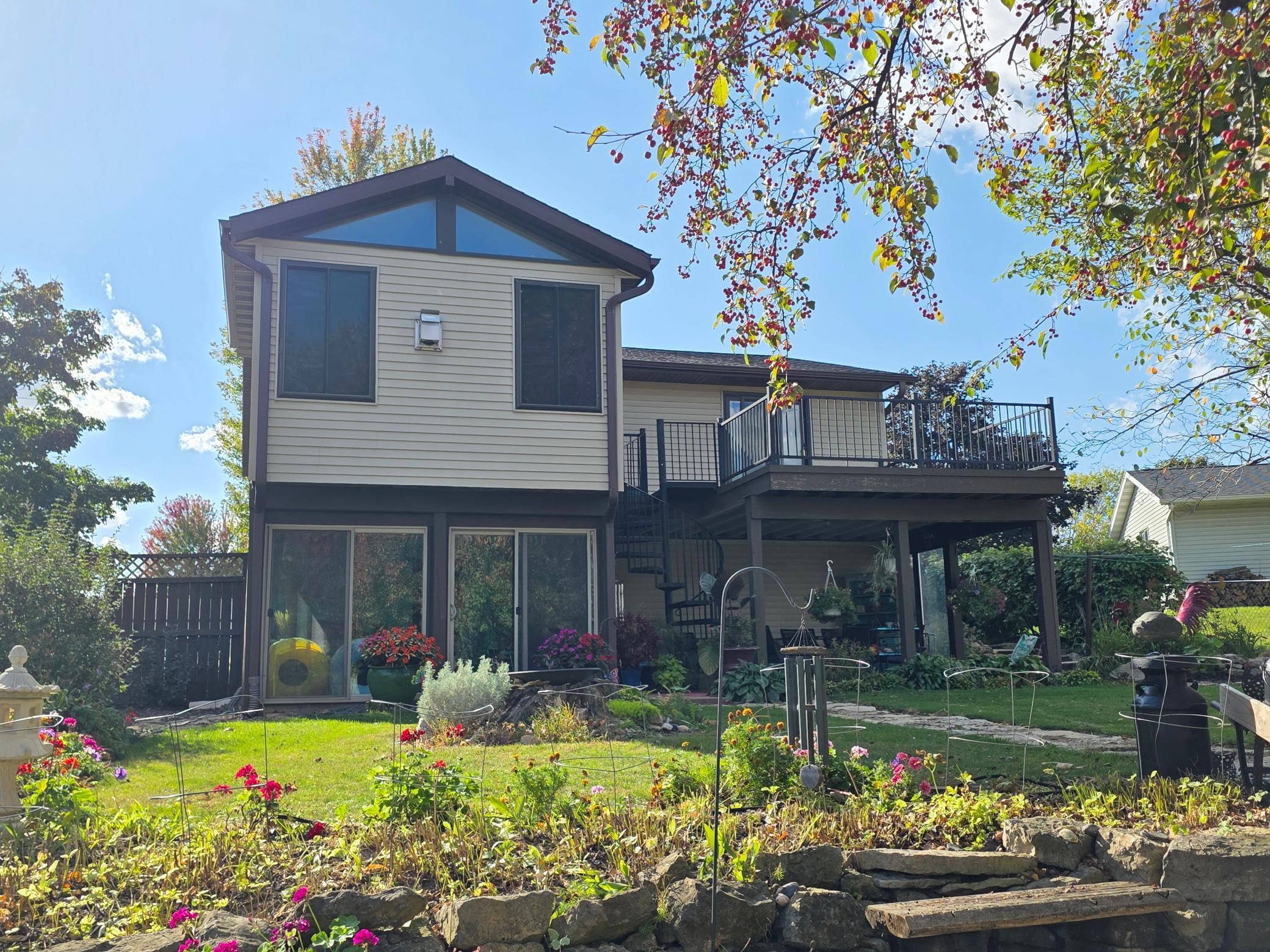 Homes for sale in Plainview, MN | 407 8Th St Sw, Plainview, MN 55964 | MLS# 6802565