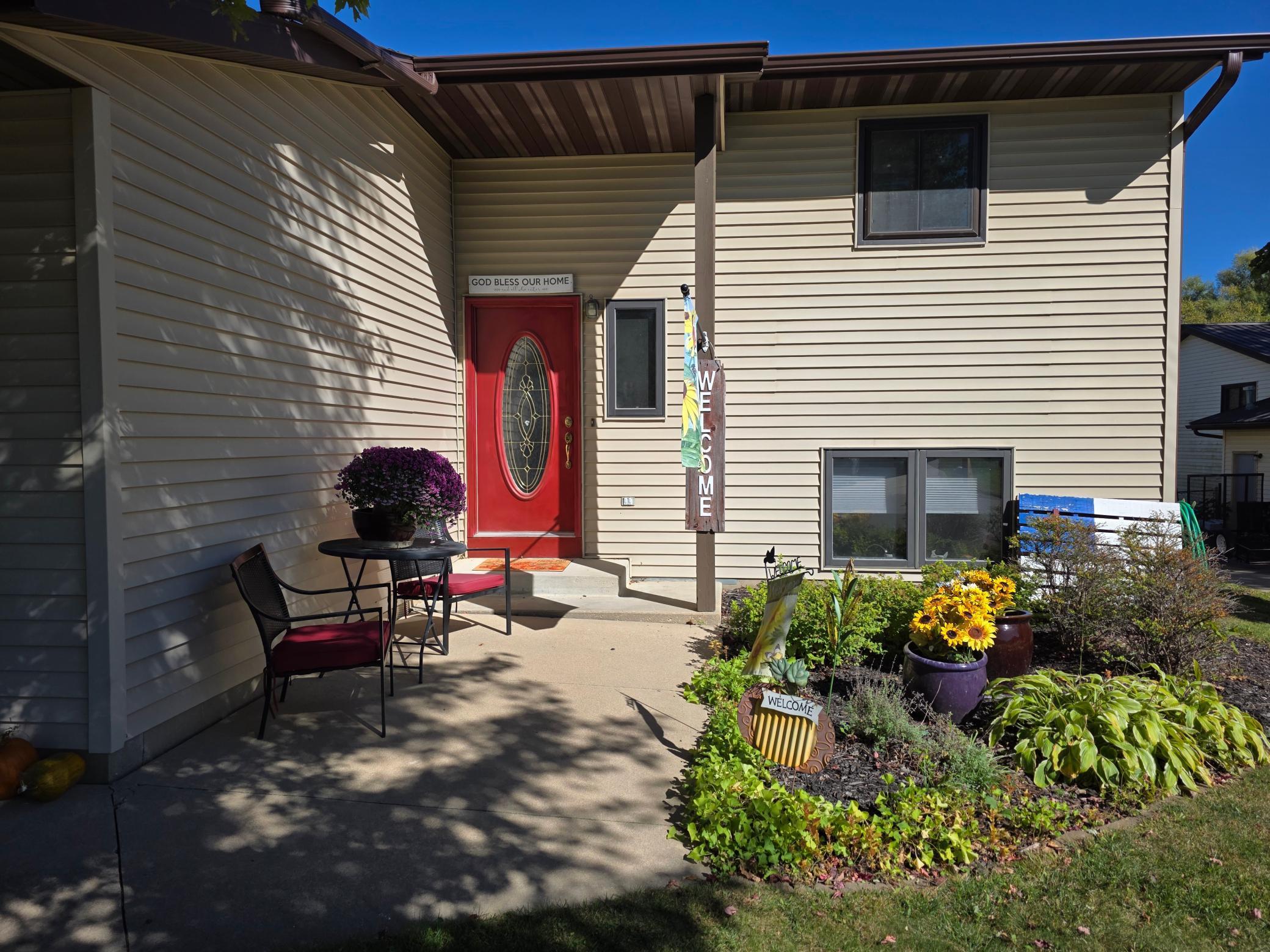 Homes for sale in Plainview, MN | 407 8Th St Sw, Plainview, MN 55964 | MLS# 6802565