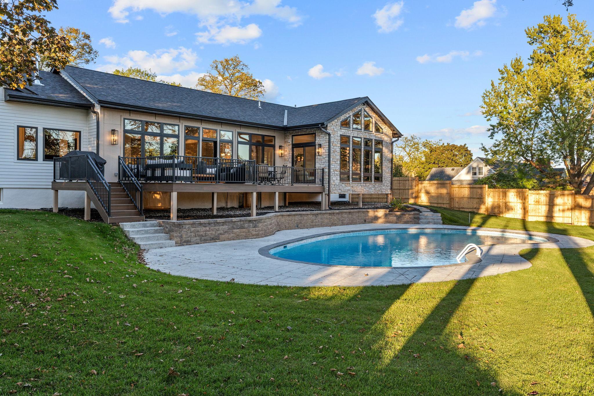 Homes for sale in Saint Paul, MN | 2040 Edgcumbe Rd, Saint Paul, MN 55116 | MLS# 6803510