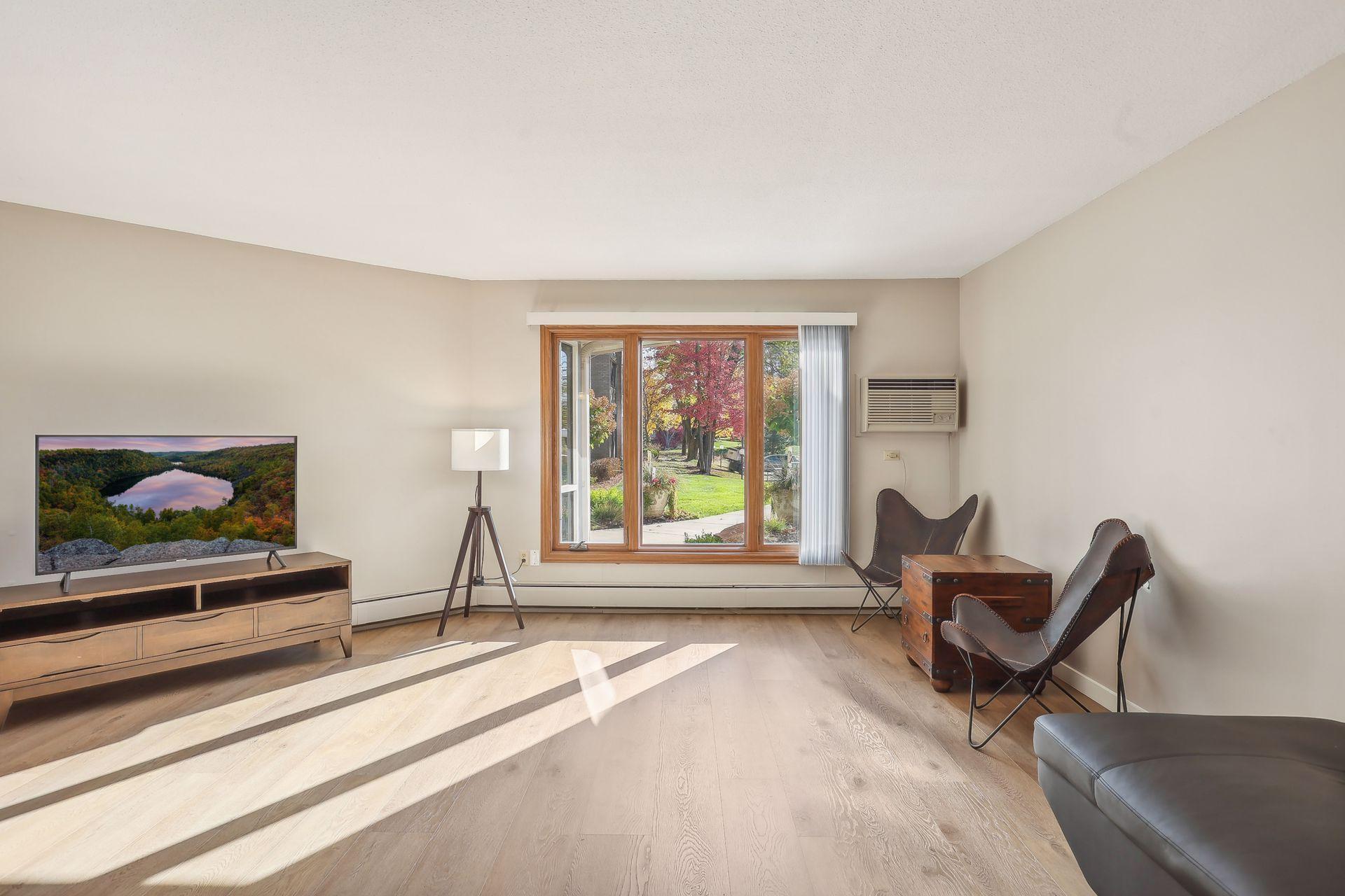 Homes for sale in Edina, MN | 4350 Brookside Ct #114, Edina, MN 55436 | MLS# 6804325